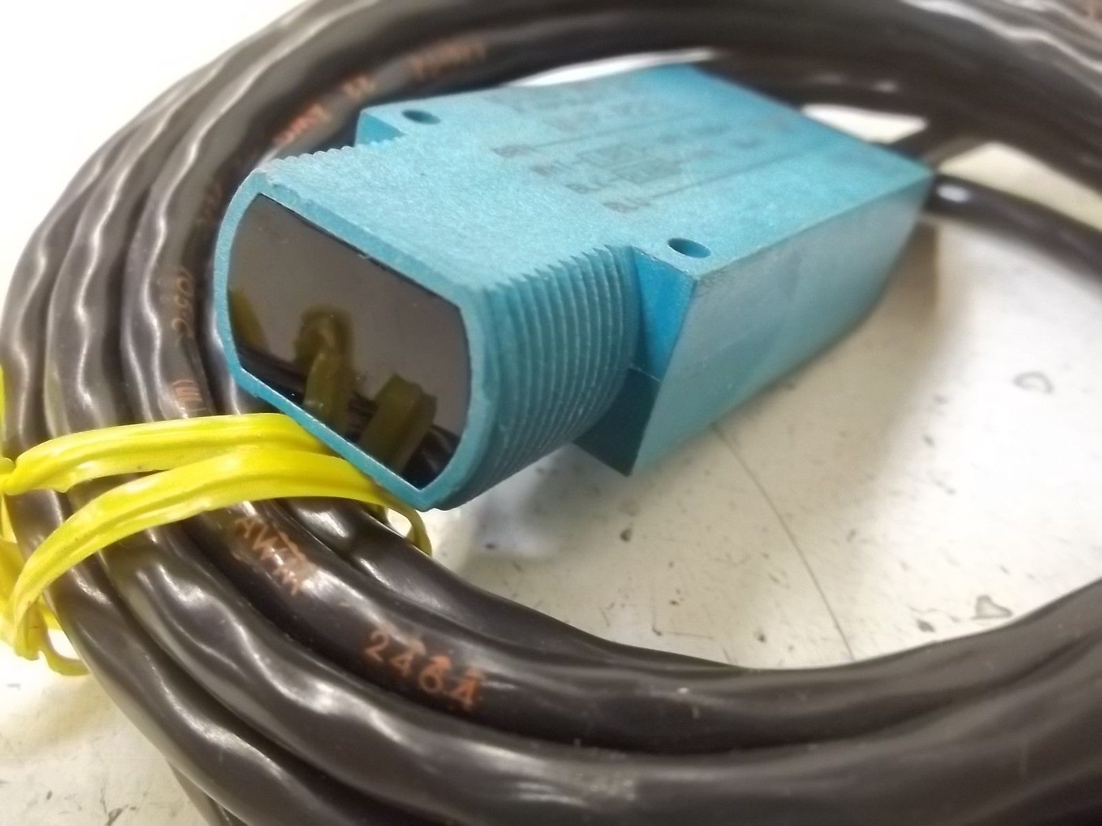 MICRO SWITCH MHP-R31L PHOTOELECTRIC SENSOR NSNP