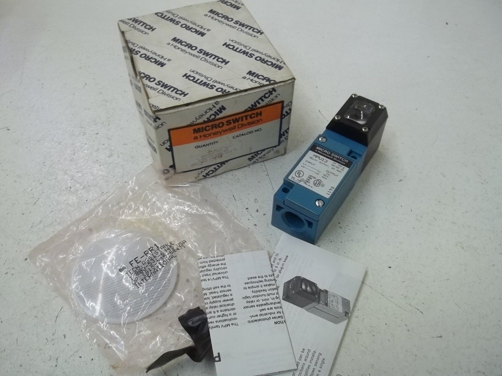 MICRO SWITCH MPP1V133-003 PHOTOELECTRIC NSMP