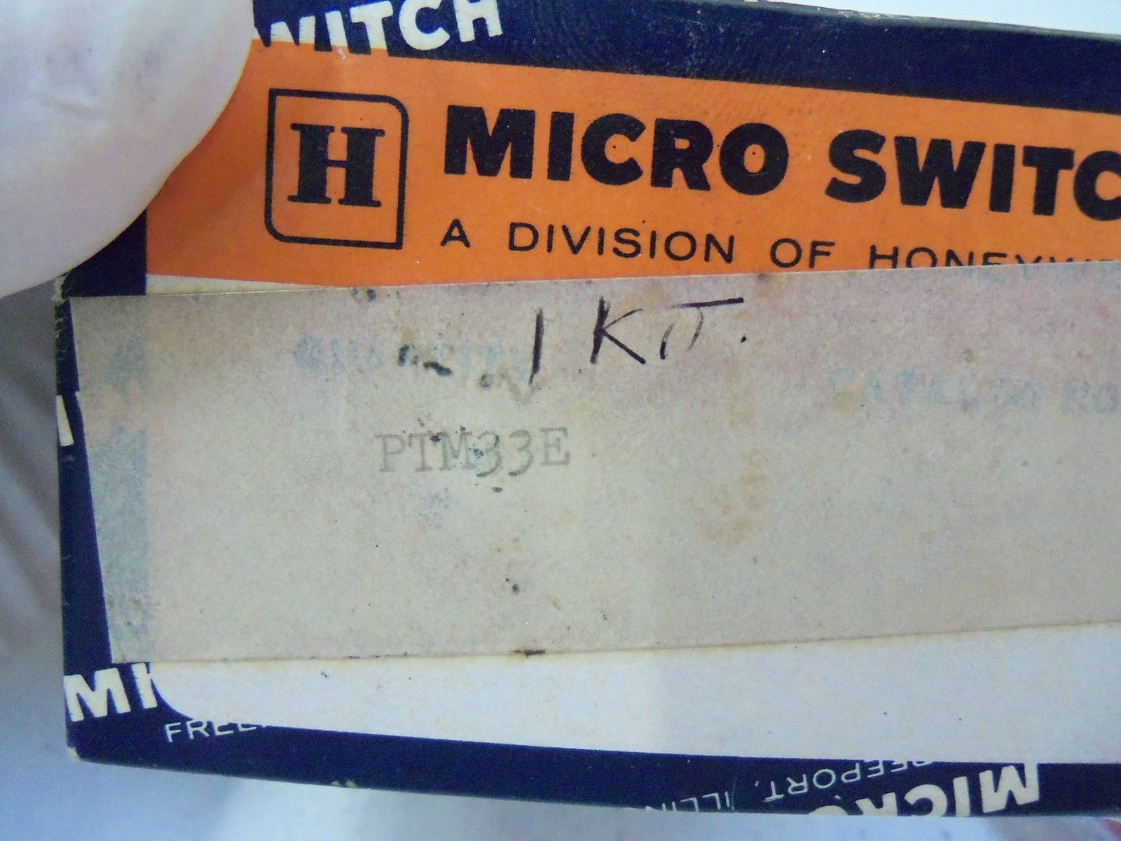 MICRO SWITCH PTM33E *NEW IN BOX*