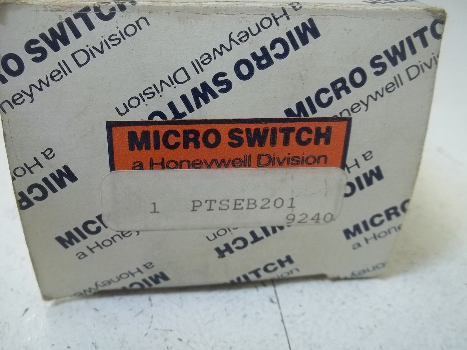 MICRO SWITCH PTSEB201 SELECTOR SWITCH NSMP