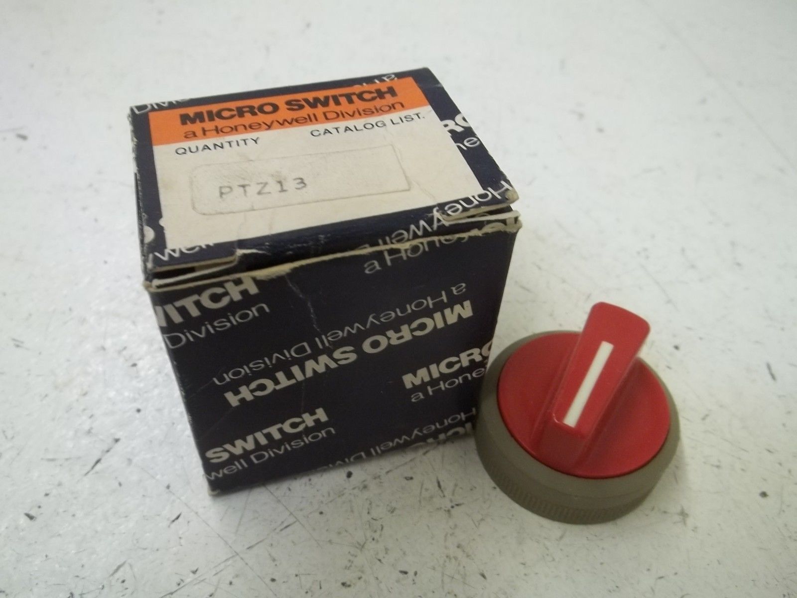 MICRO SWITCH PTZ13 KNOB NSMP