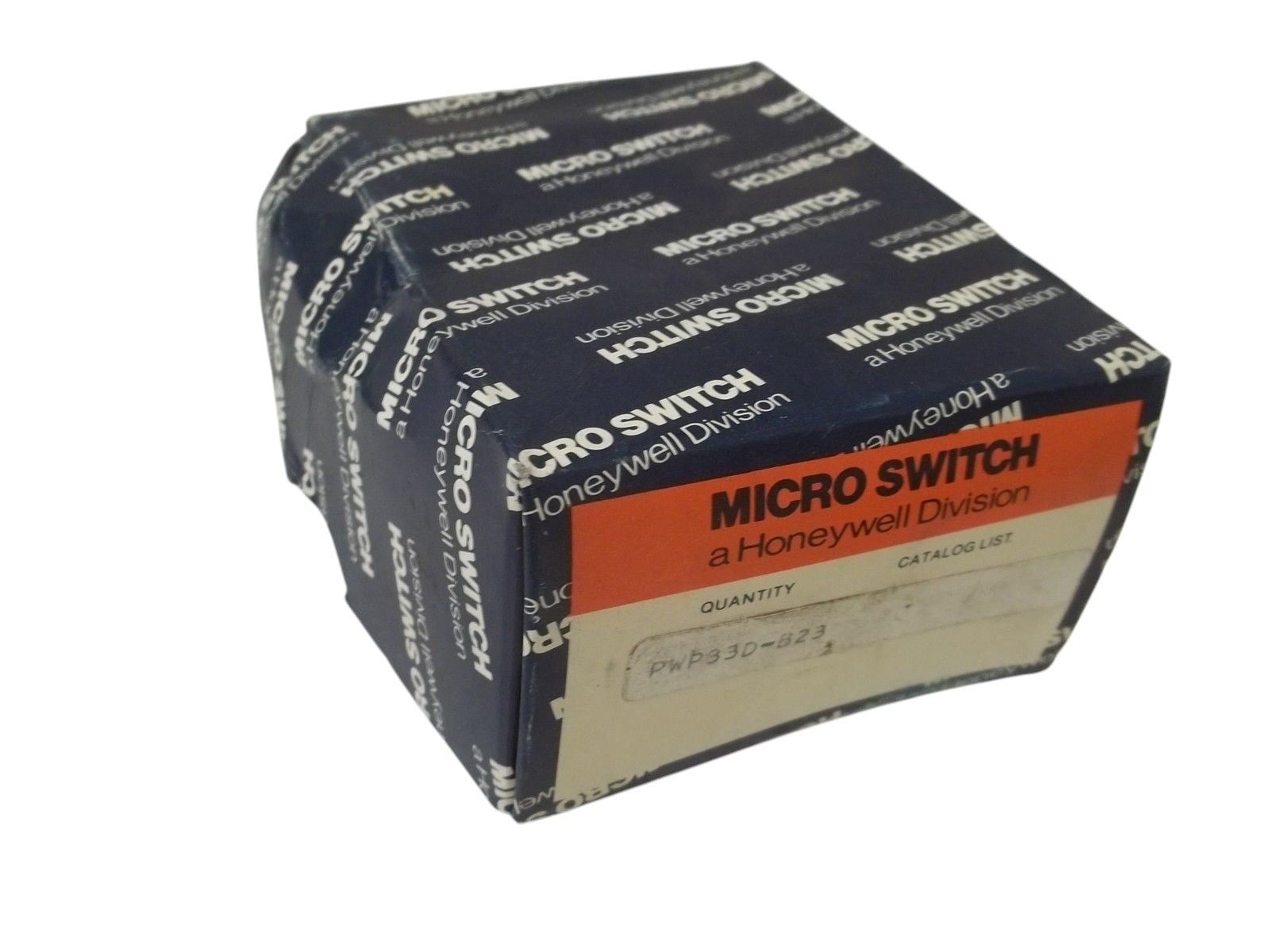MICRO SWITCH PWP33D-B23 PUSHBUTTON NSMP