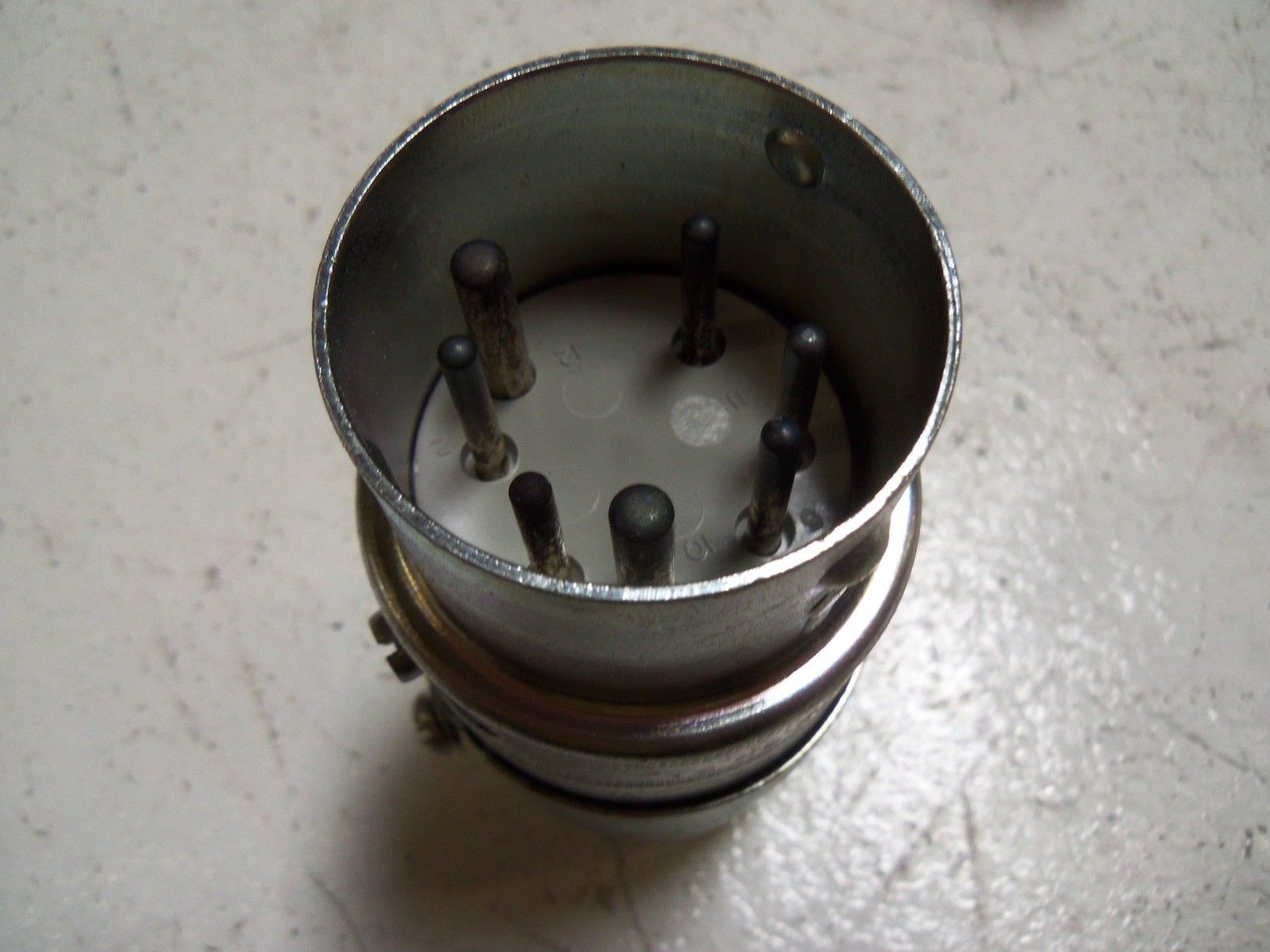 MIDLAND ROSS F22040P PLUG NSMP