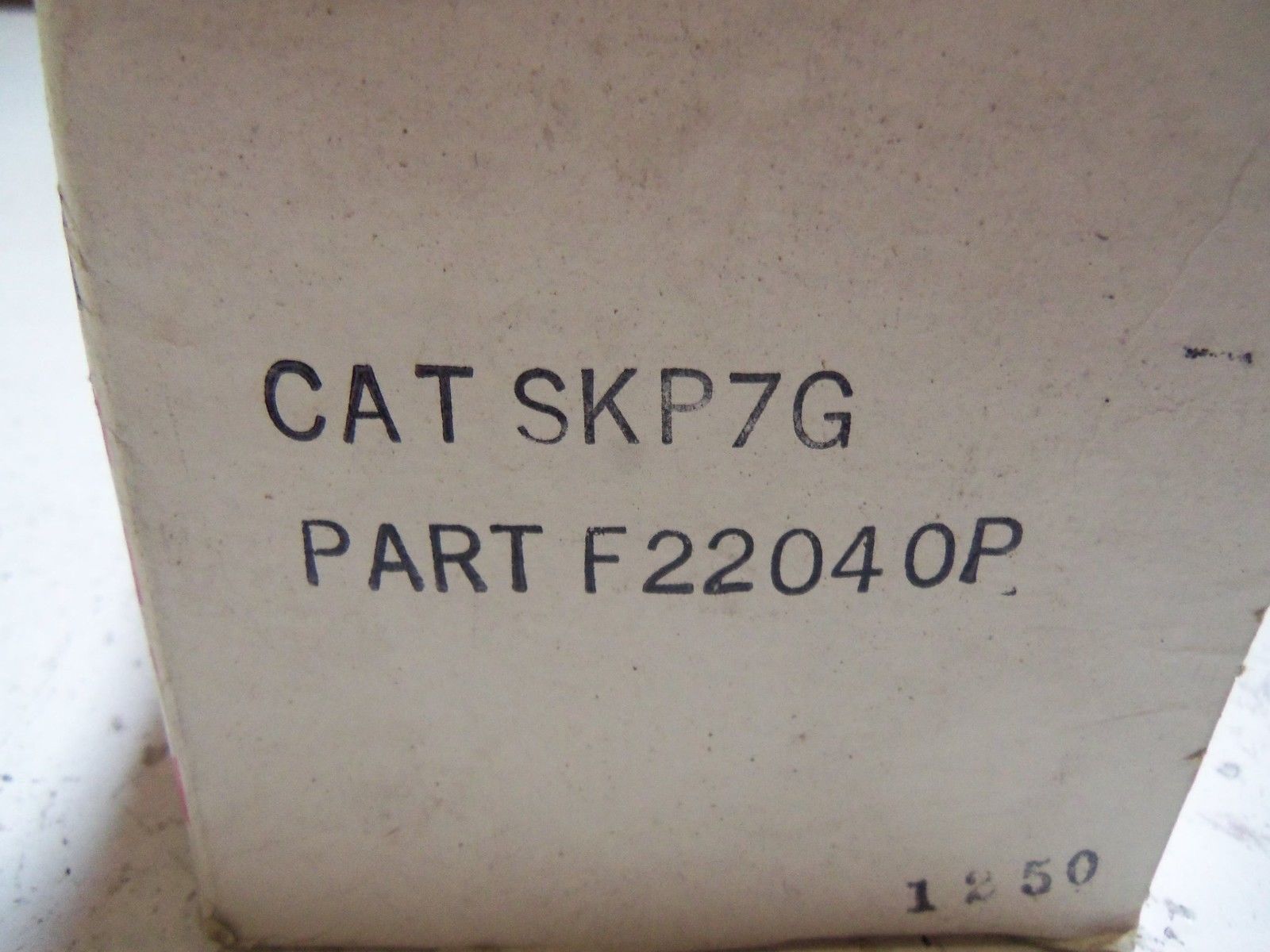 MIDLAND ROSS F22040P PLUG NSMP