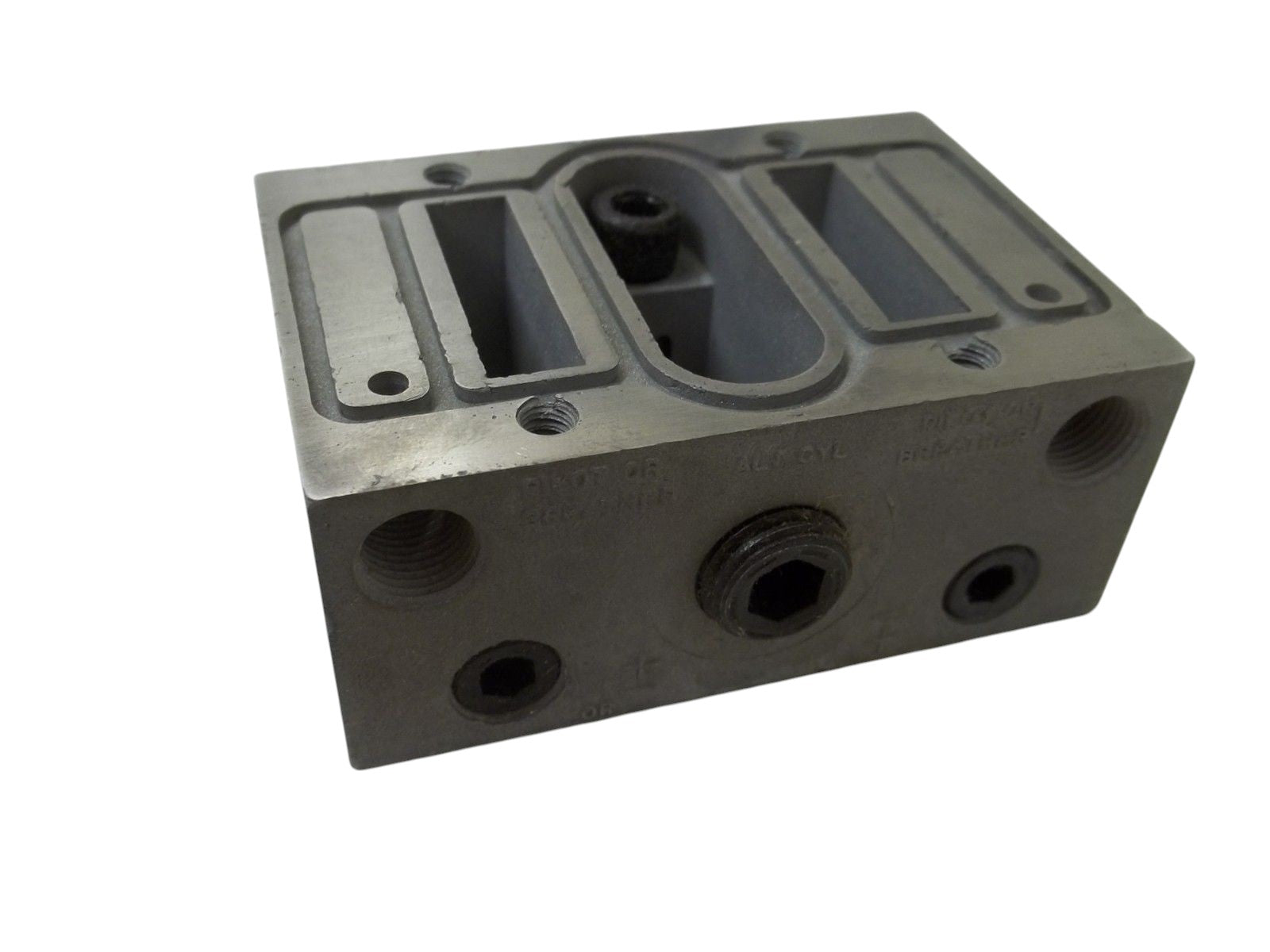 MILLER 102 1/4" NPT VALVE SUBPLATE UNMP