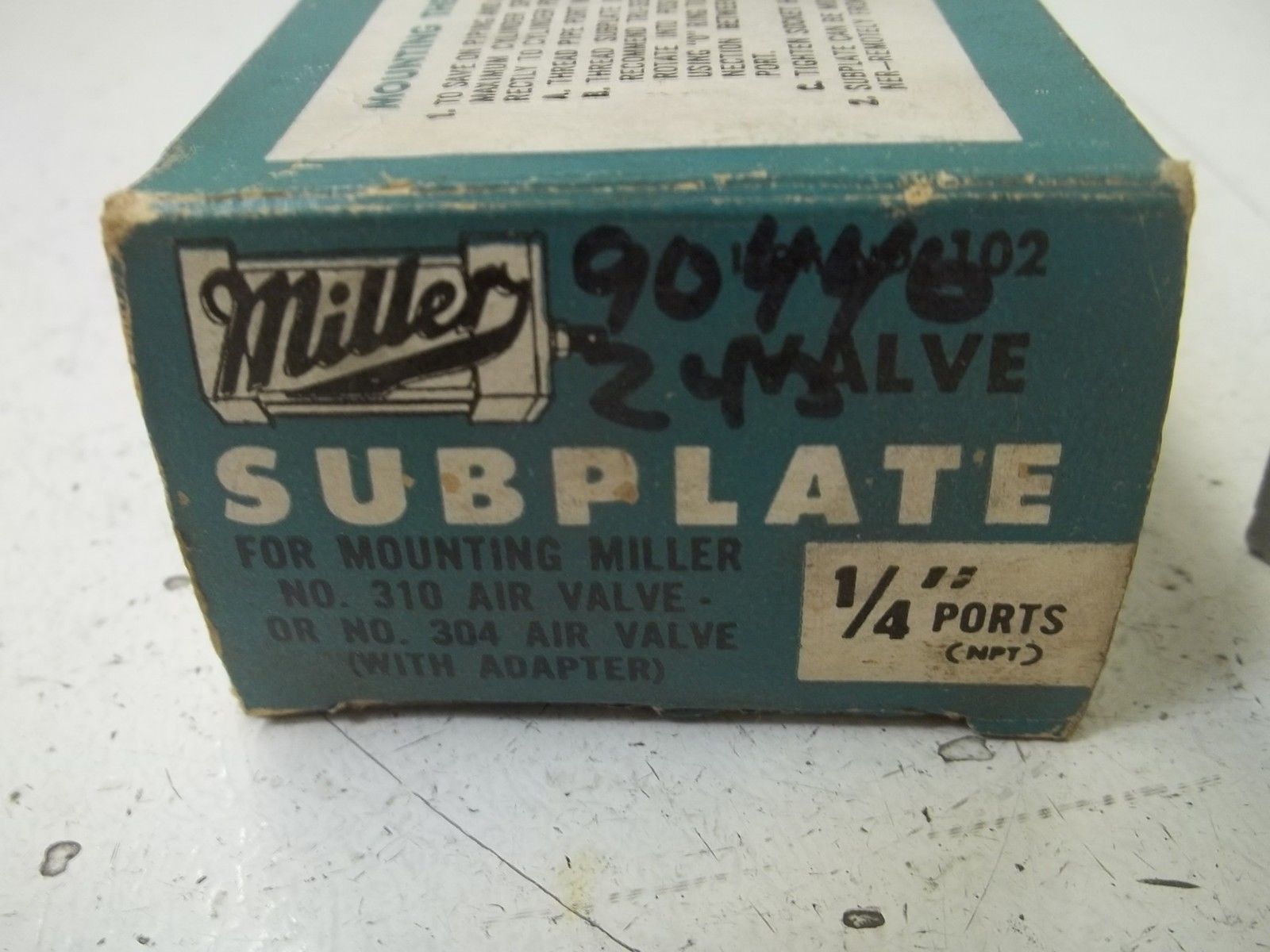MILLER 102 1/4" NPT VALVE SUBPLATE UNMP