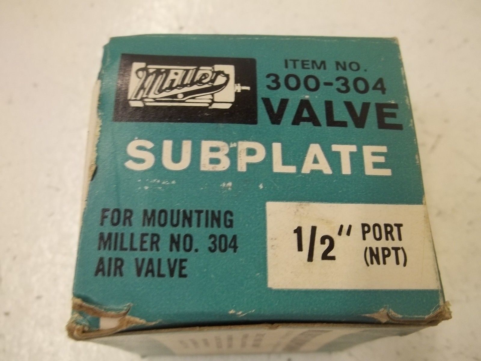 MILLER 300-304 1/2" NPT VALVE SUBPLATE NSMP