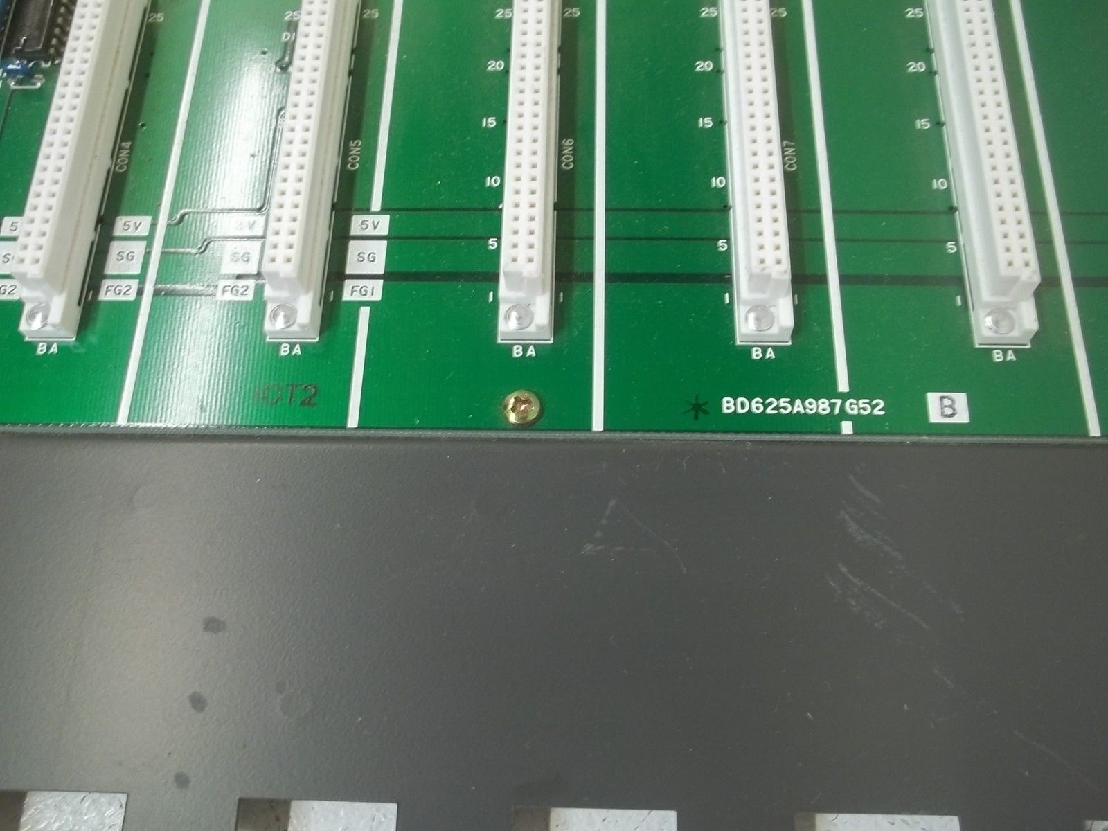 MITSUBISHI BD625A987G52 CIRCUIT BOARD 8-SLOT W/PANEL UNMP