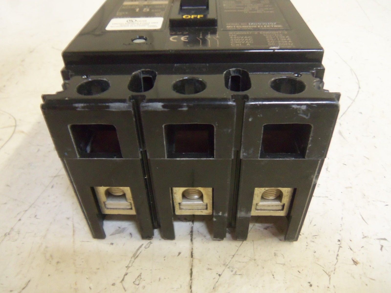 MITSUBISHI NF-SF3015 CIRCUIT BREAKER NSNP