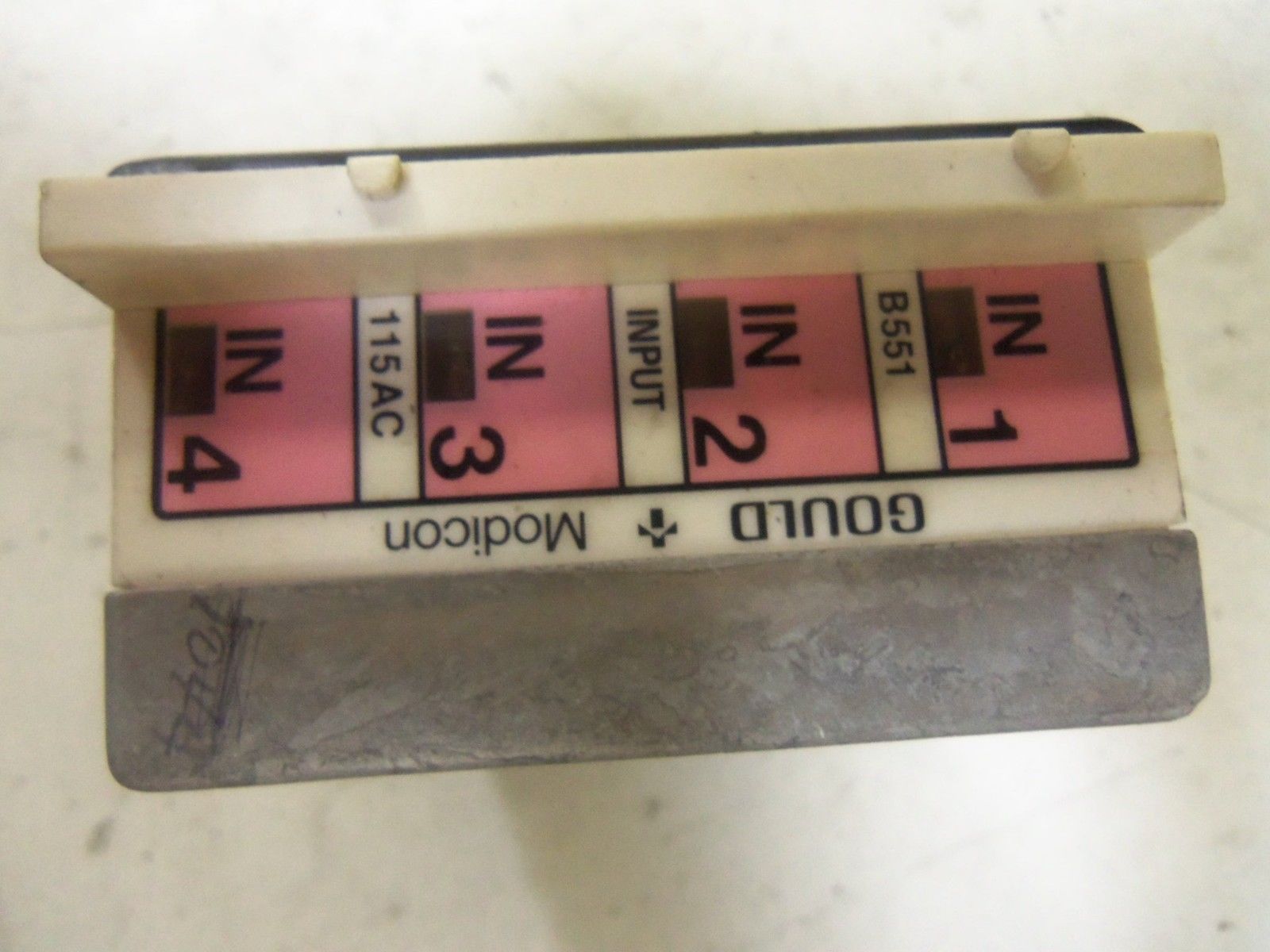 GOULD MODICON B551 INPUT MODULE 115 AC *USED*