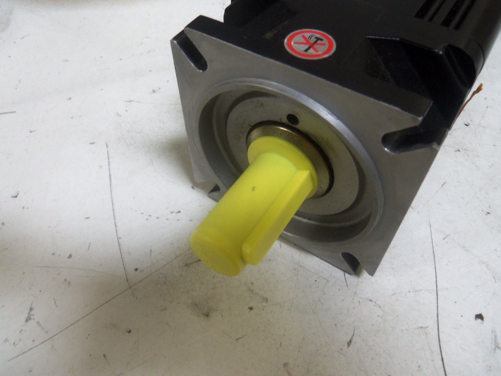 MODICON BPH0953N5BA2CA1 SERVO MOTOR NSNP