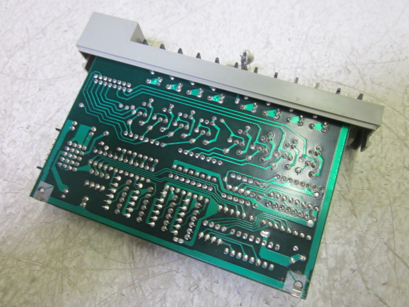 MODICON DI1130 AC INPUT MODULE 115VAC UNMP