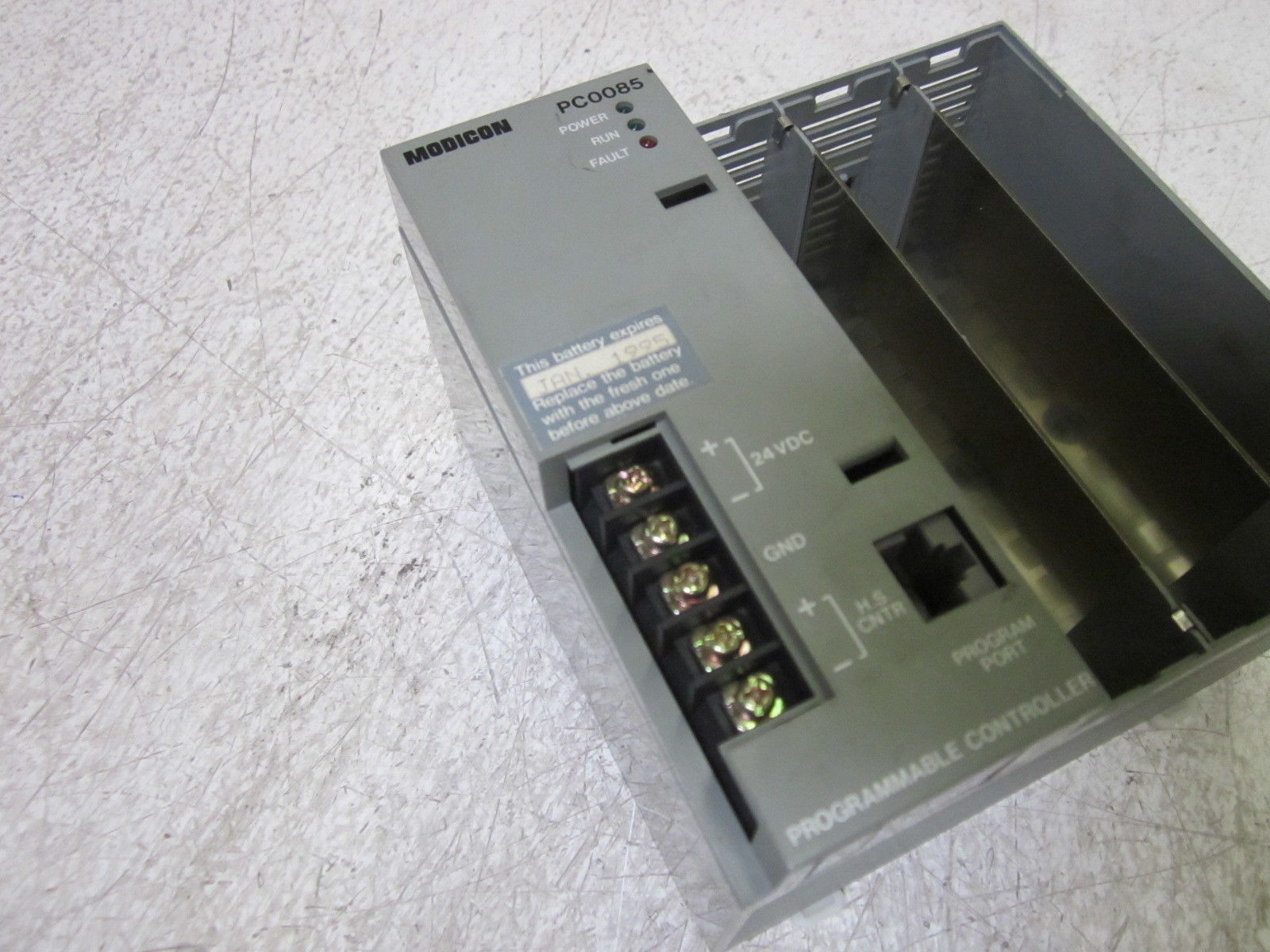 MODICON PC-0085-103 REV.A PROGRAMMABLE CONTROLLER 24VDC UNMP