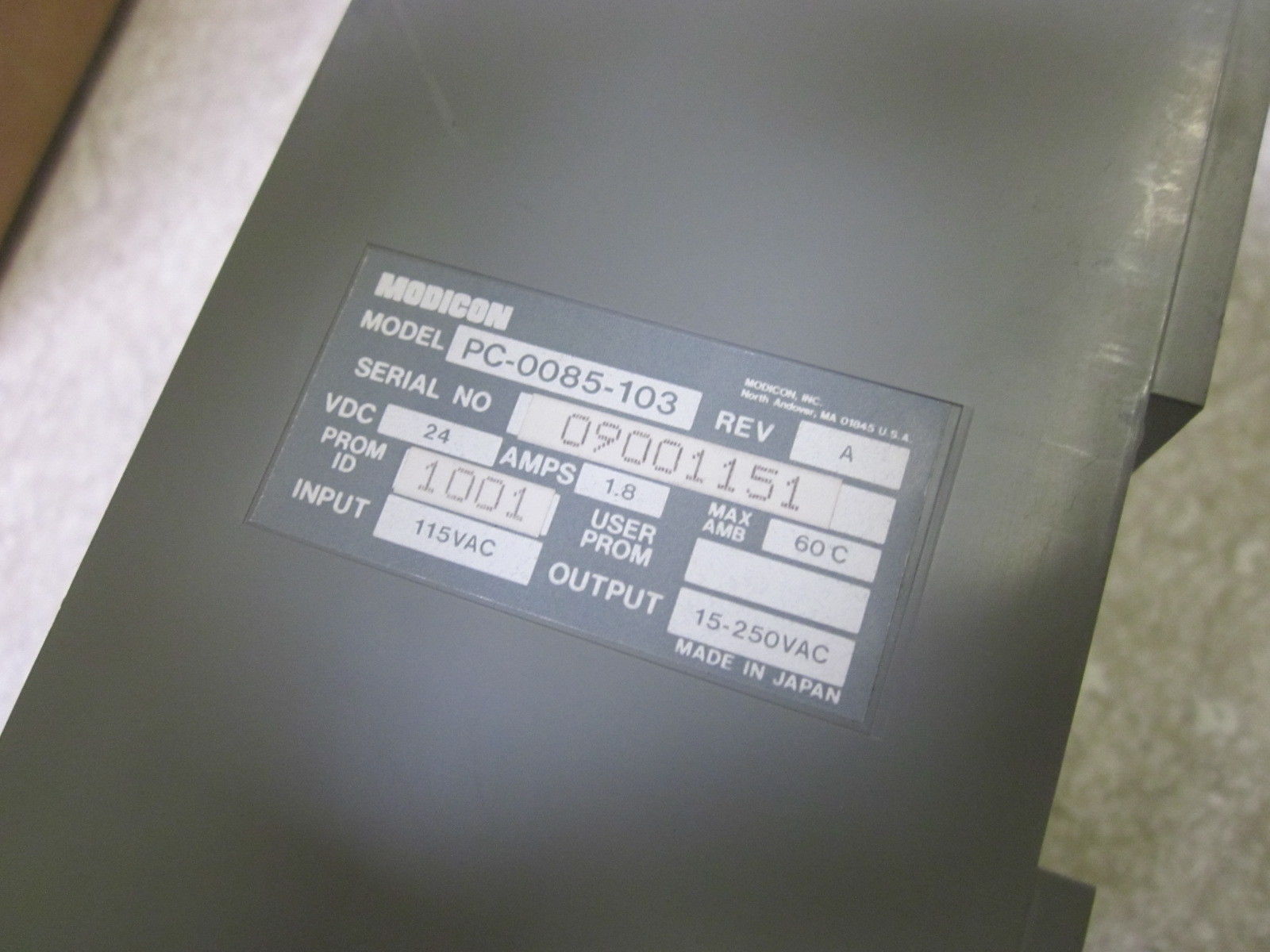 MODICON PC-0085-103 REV.A PROGRAMMABLE CONTROLLER 24VDC UNMP