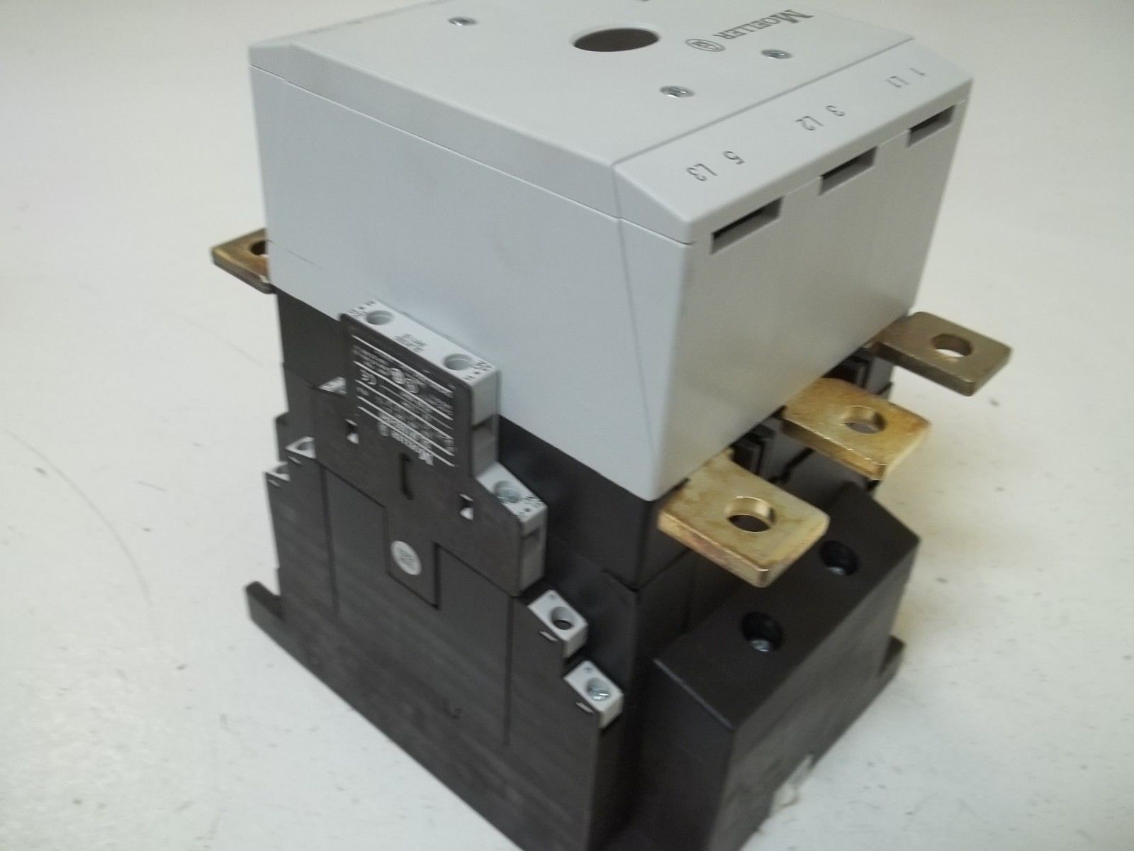 MOELLER DILM225/22 (RA110) CONTACTOR 110KW/400V/AC-3 NSMP