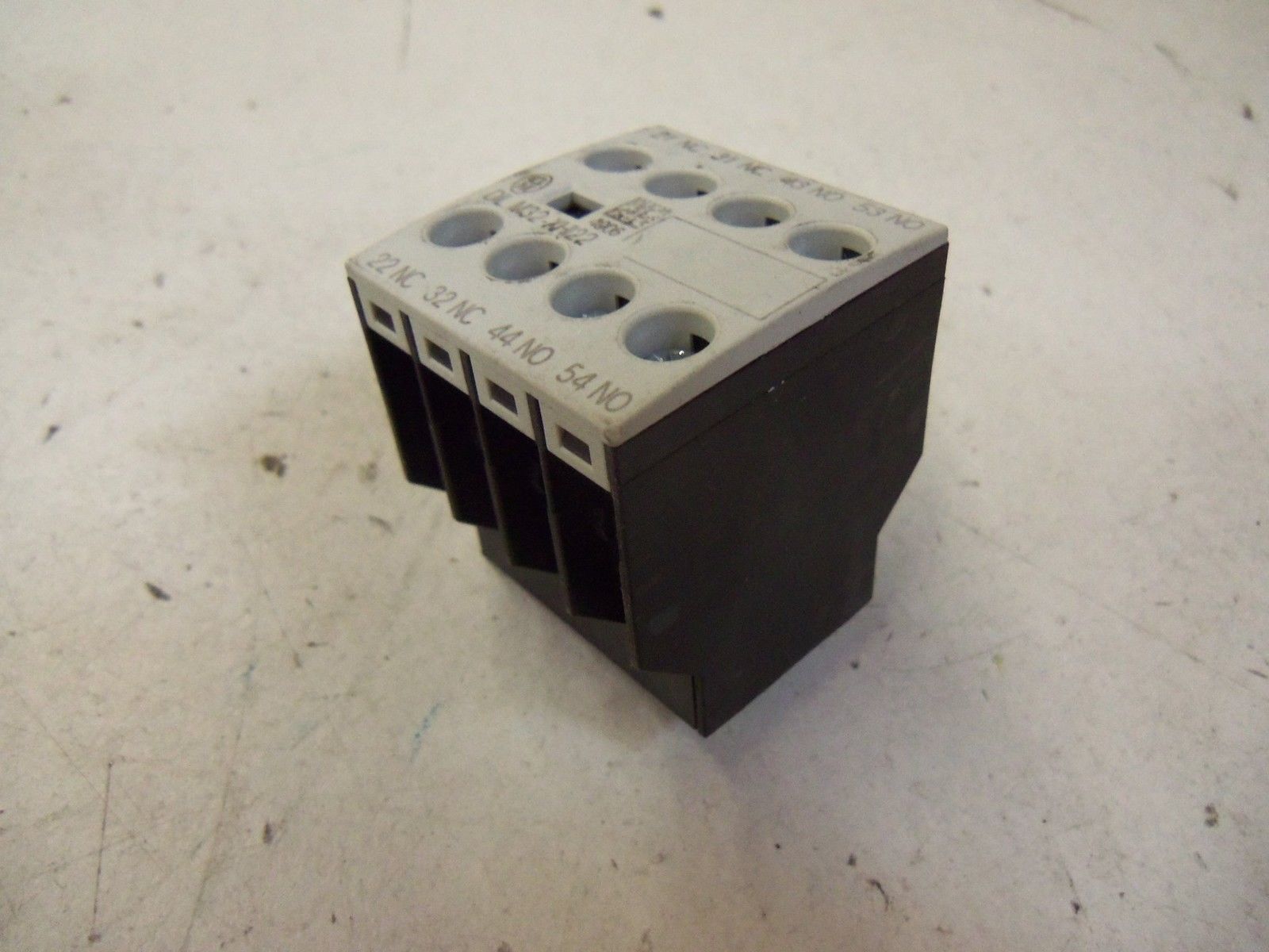MOELLER DIL M32-XHI22 UNMP