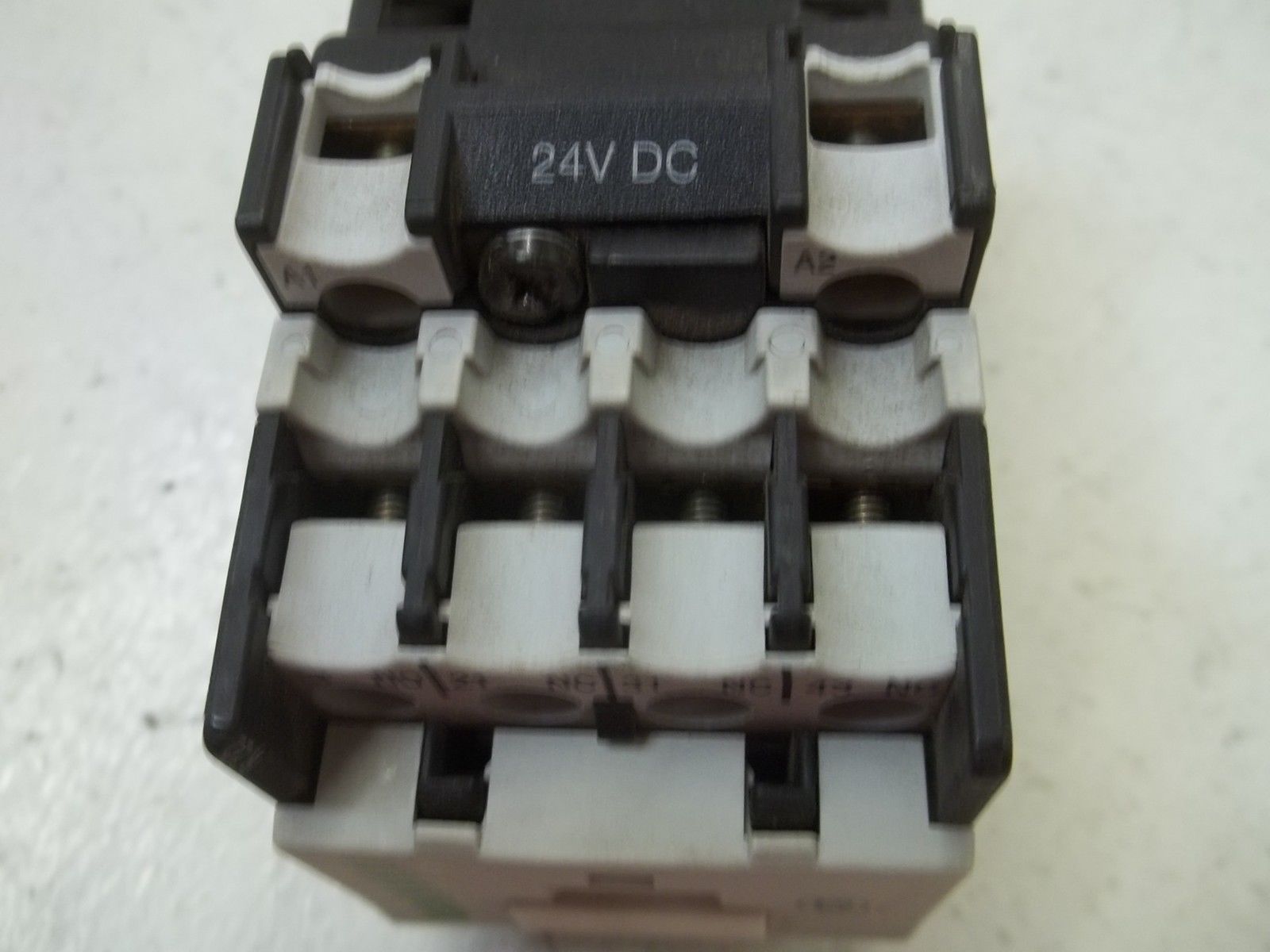 MOELLER DILR22-G CONTACTOR 24V UNMP