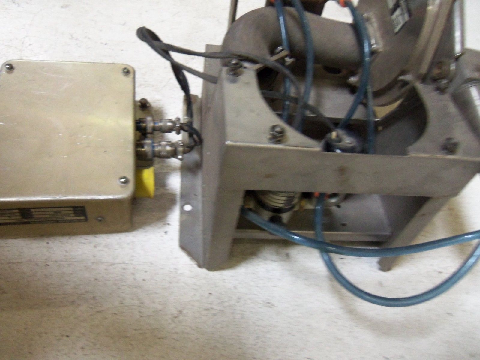 MONOGRAM 21520-026-1 FLUSH VALVE ASSEMBLY UNMP