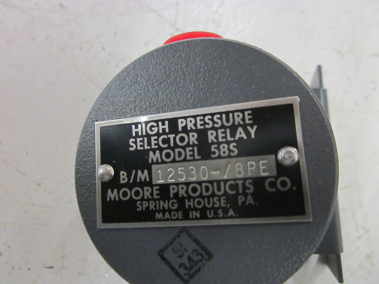 MOORE 12530-/8PE REGULATOR NSNP
