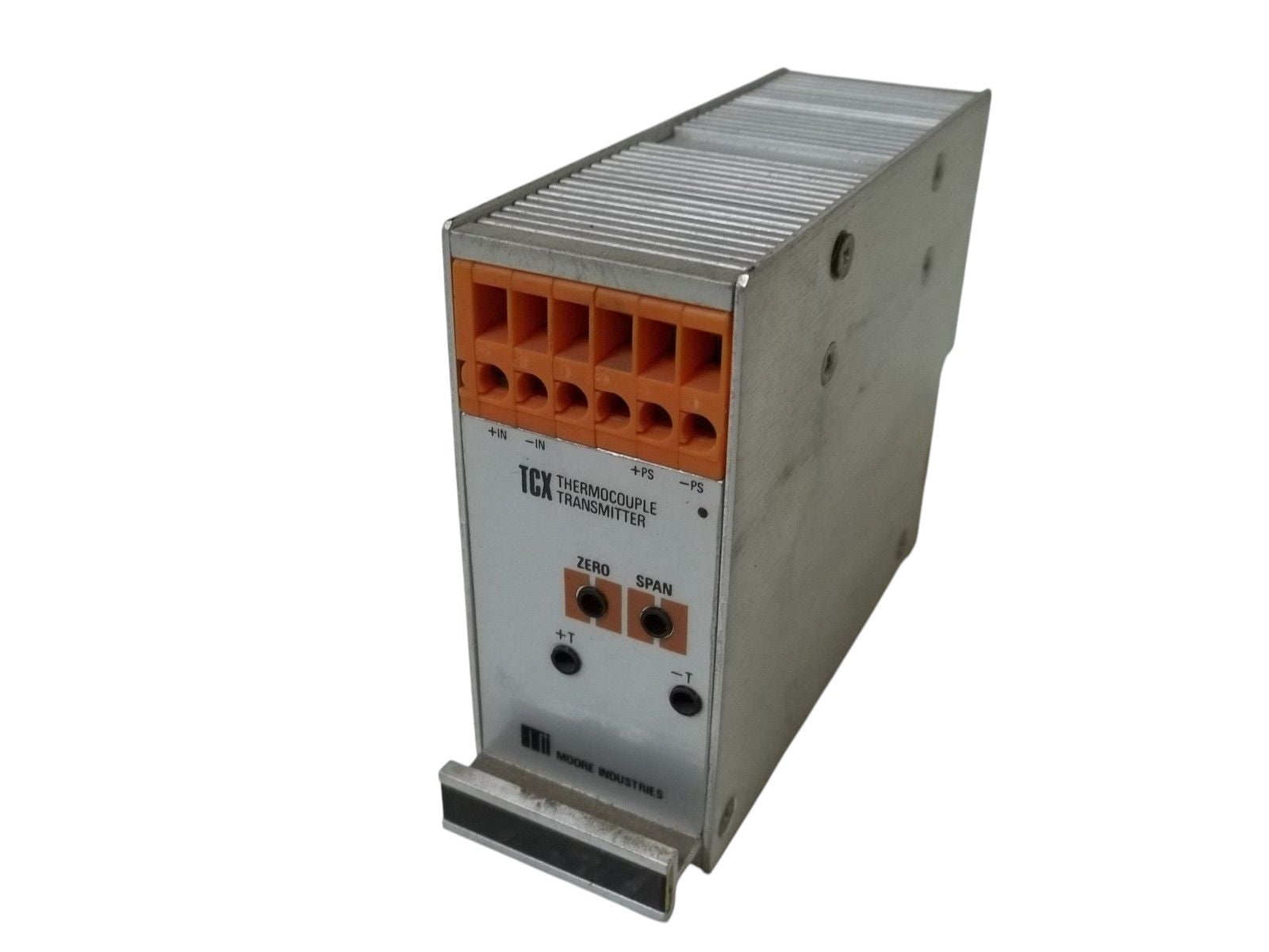 MOORE TCX/K10-20MVFS/4-20MA/12-42DC/-EZ1.5-FA THERMOCOUPLE TRANSMITTER UNMP