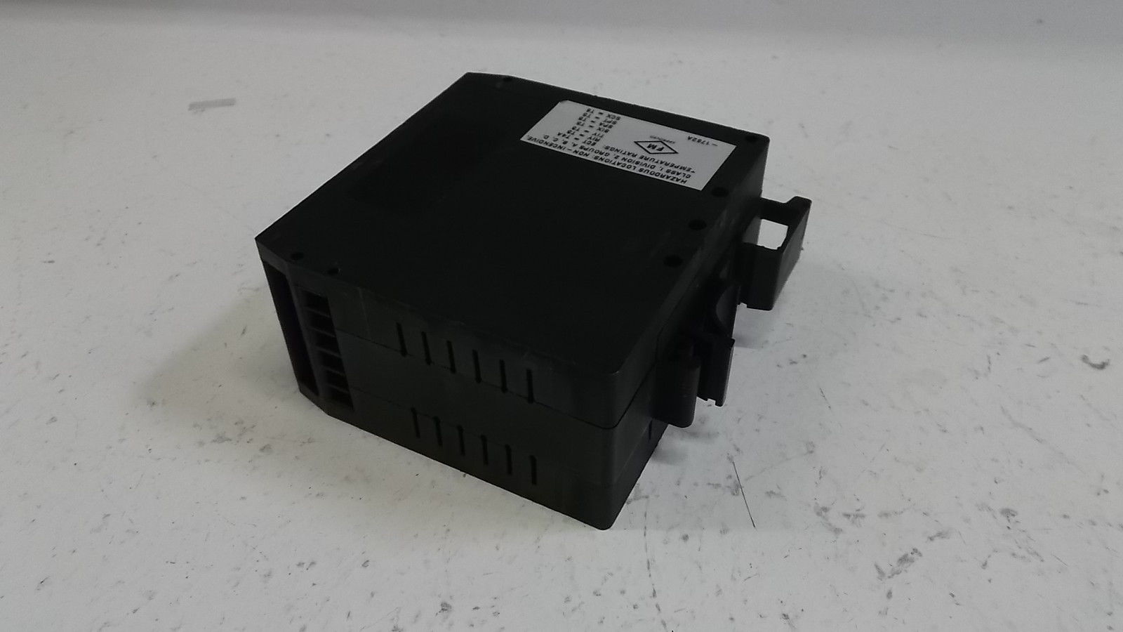 MOORE ECT/0-75MV/4-20MA/117AC UNMP
