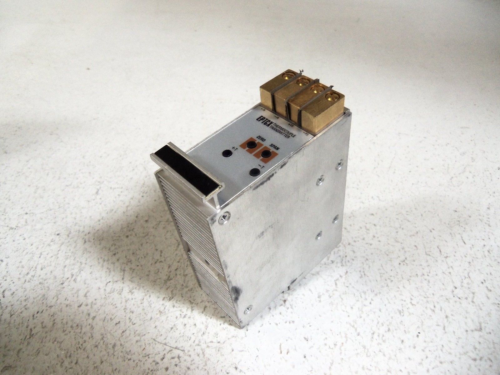 MOORE EPTCX/J2-5MVFS/4-20MA/10-42DC/-LSC-RF-FA-ISE TRANSMITTER  UNMP