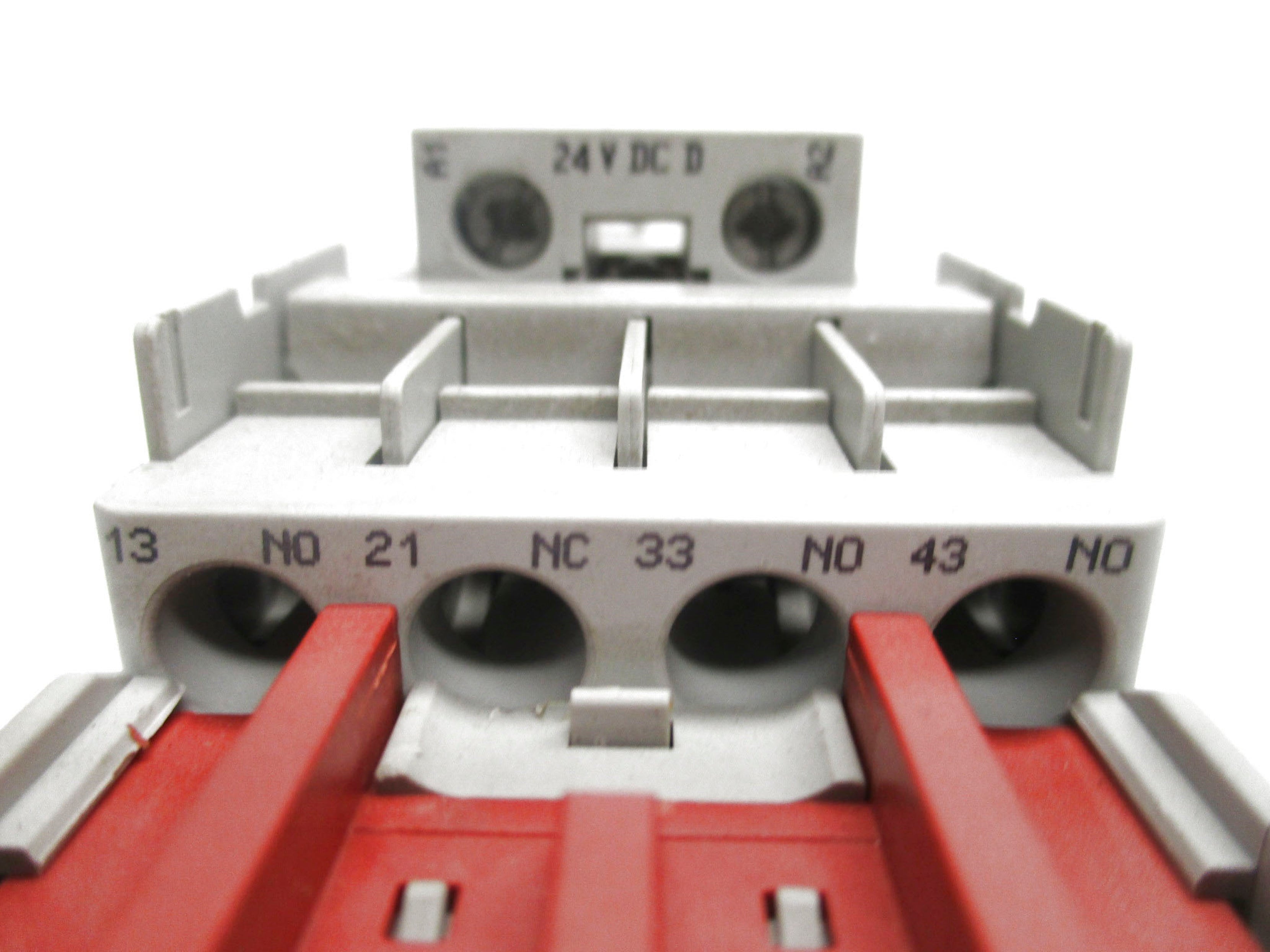 INDUSTRIAL SPARE PART 700S-CF440DJC SER. A 24VDC NSNP