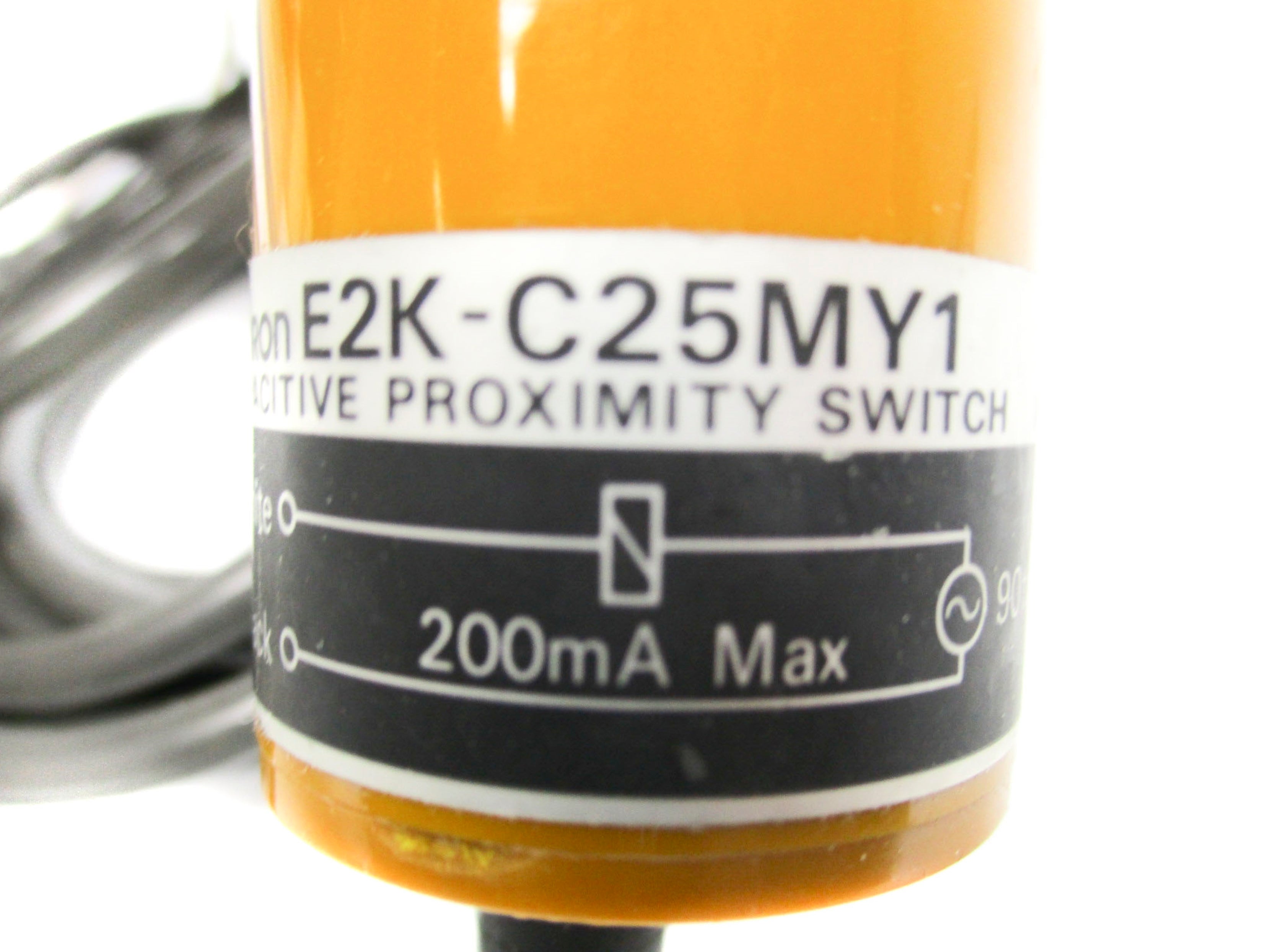 OMRON E2K-C25MY1 90-250VAC NSMP