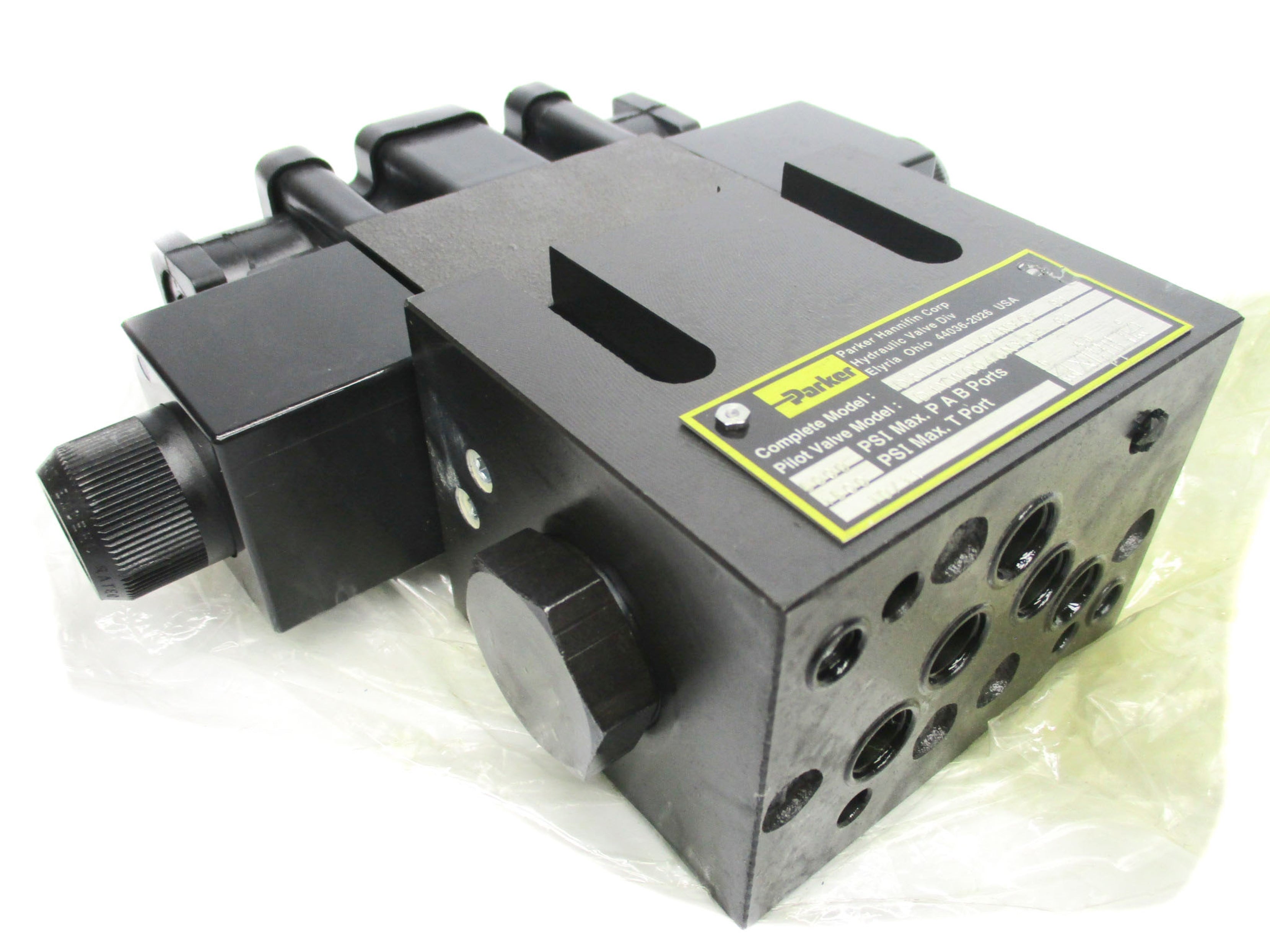 PARKER D31VW011C4NYCF91 110/120V 5000PSI NSNP