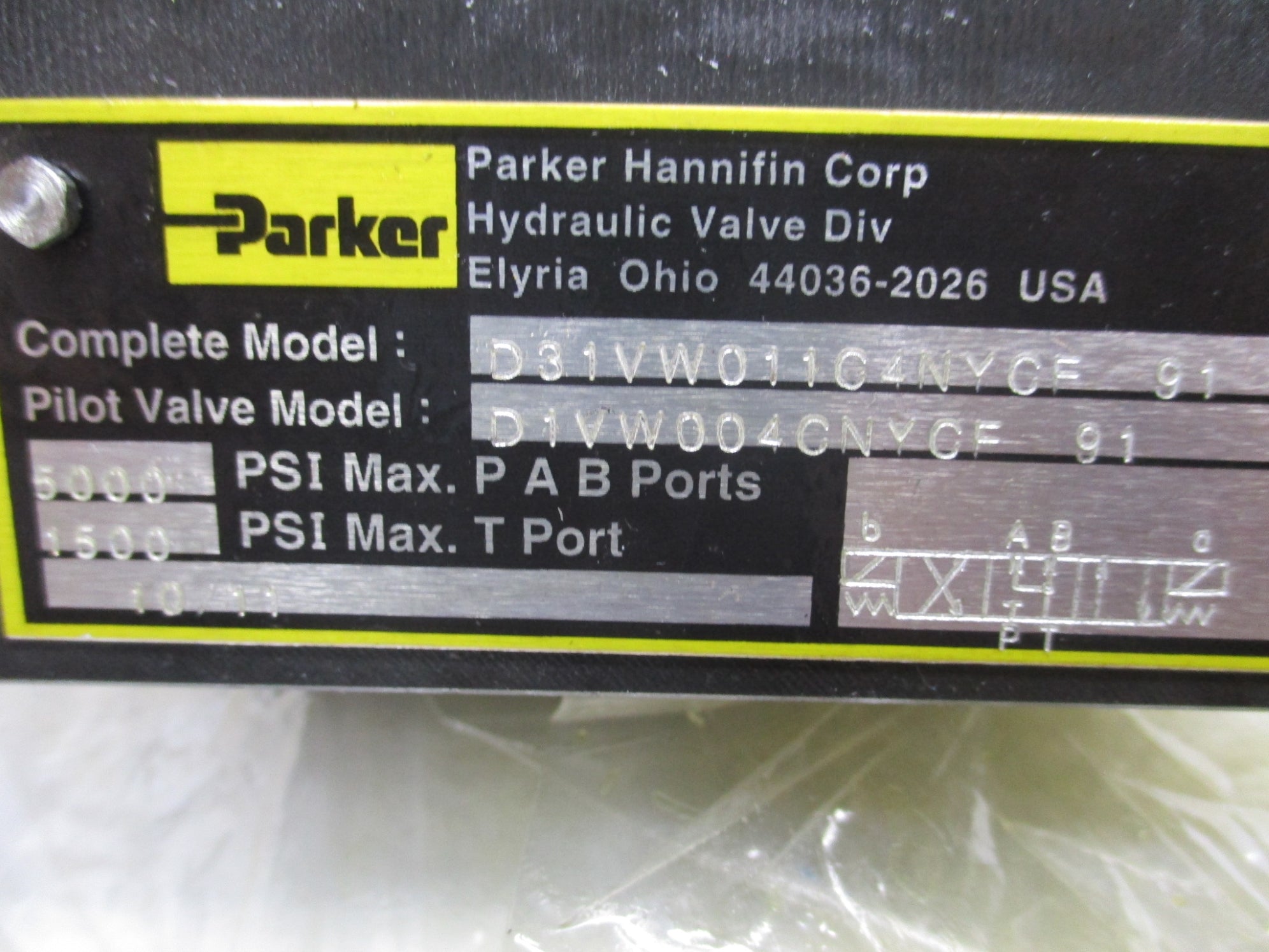 PARKER D31VW011C4NYCF91 110/120V 5000PSI NSNP