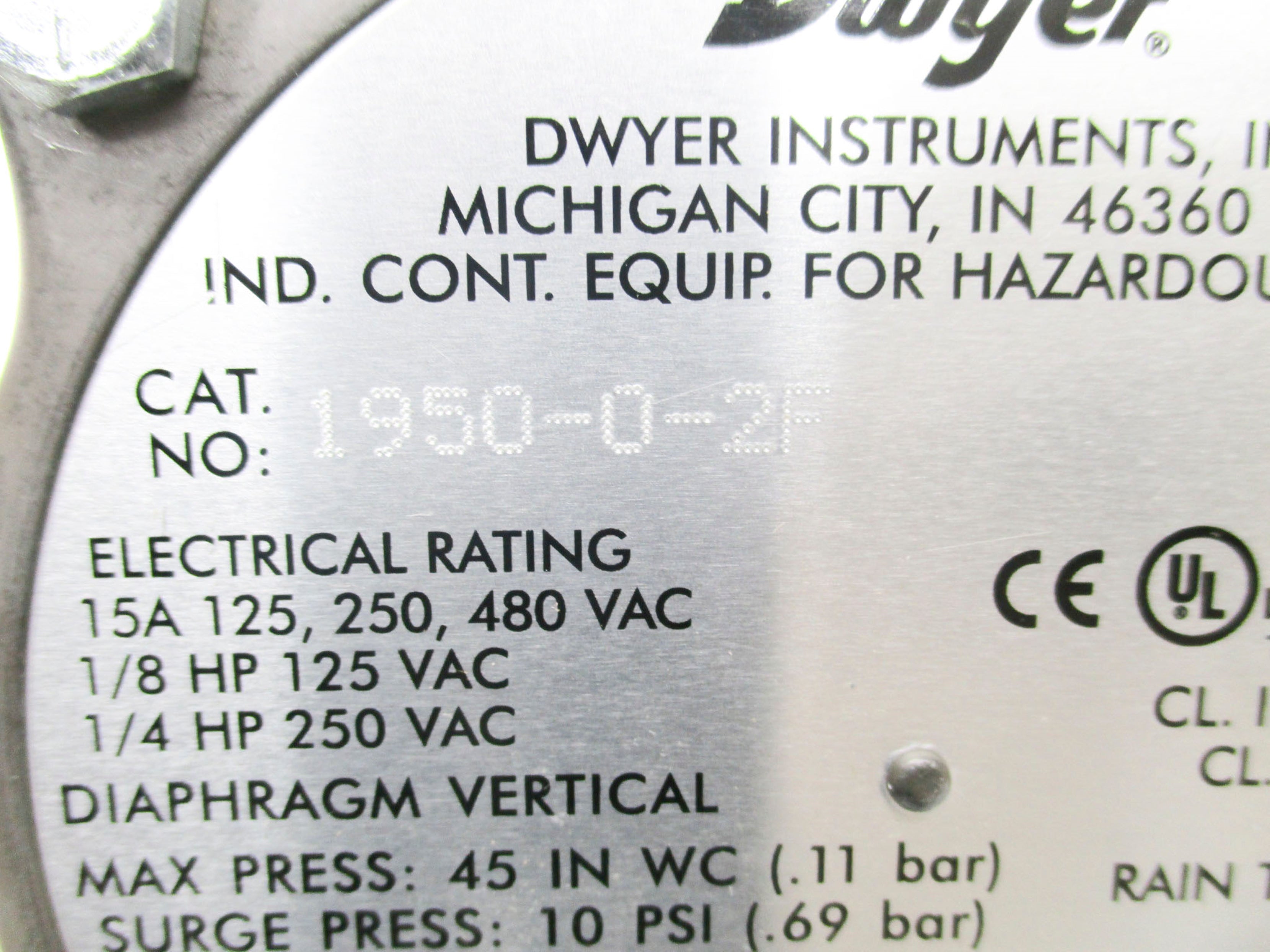 DWYER 1950-0-2F 480VAC 15A 10PSI NSMP