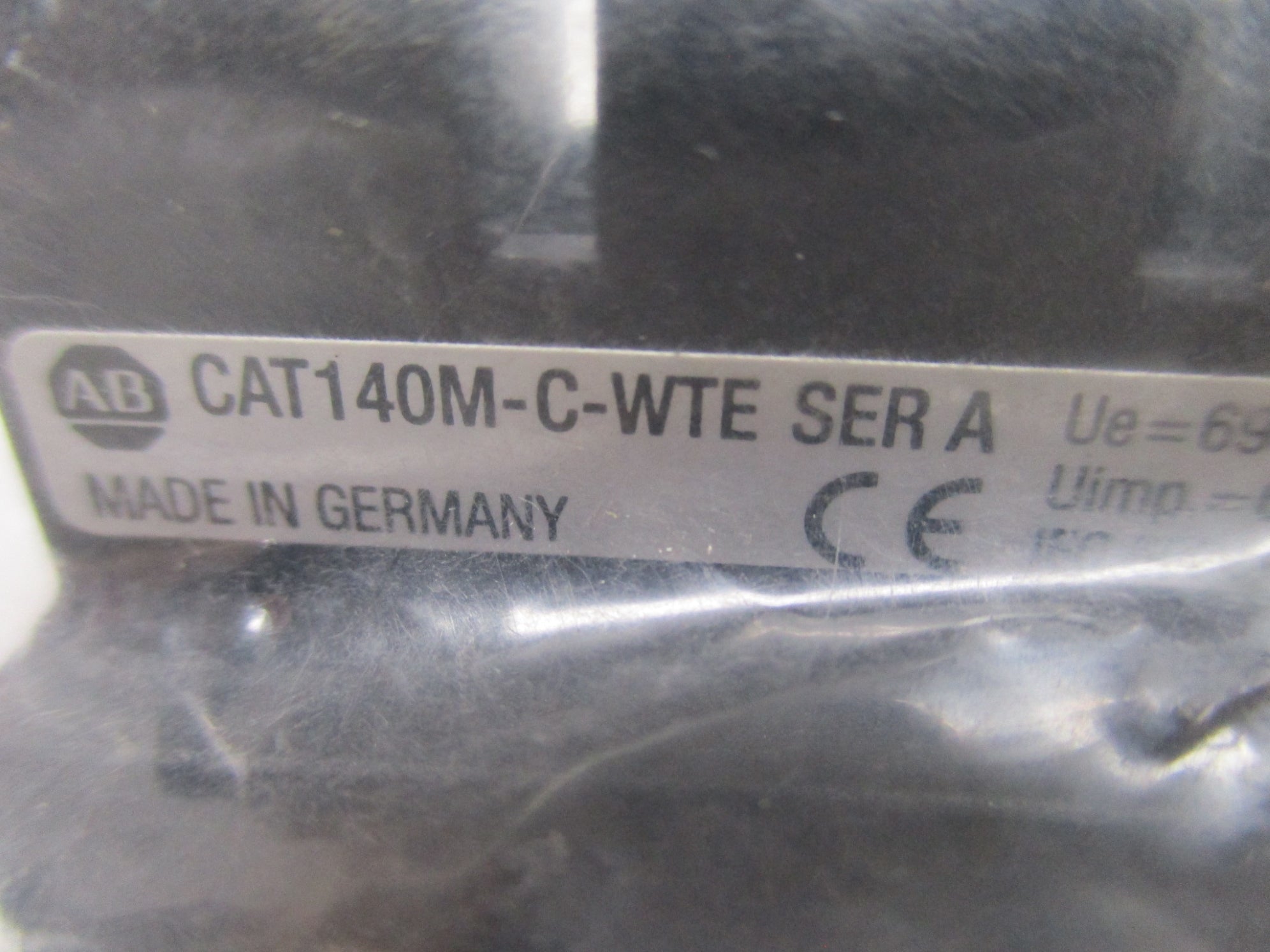ALLEN BRADLEY 140M-C-WTE SER. A NSMP