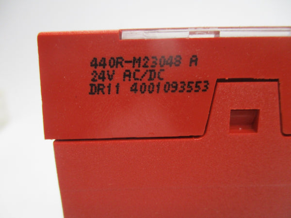ALLEN BRADLEY 440R-M23048 SER. A 24VAC/DC (WH) NSMP