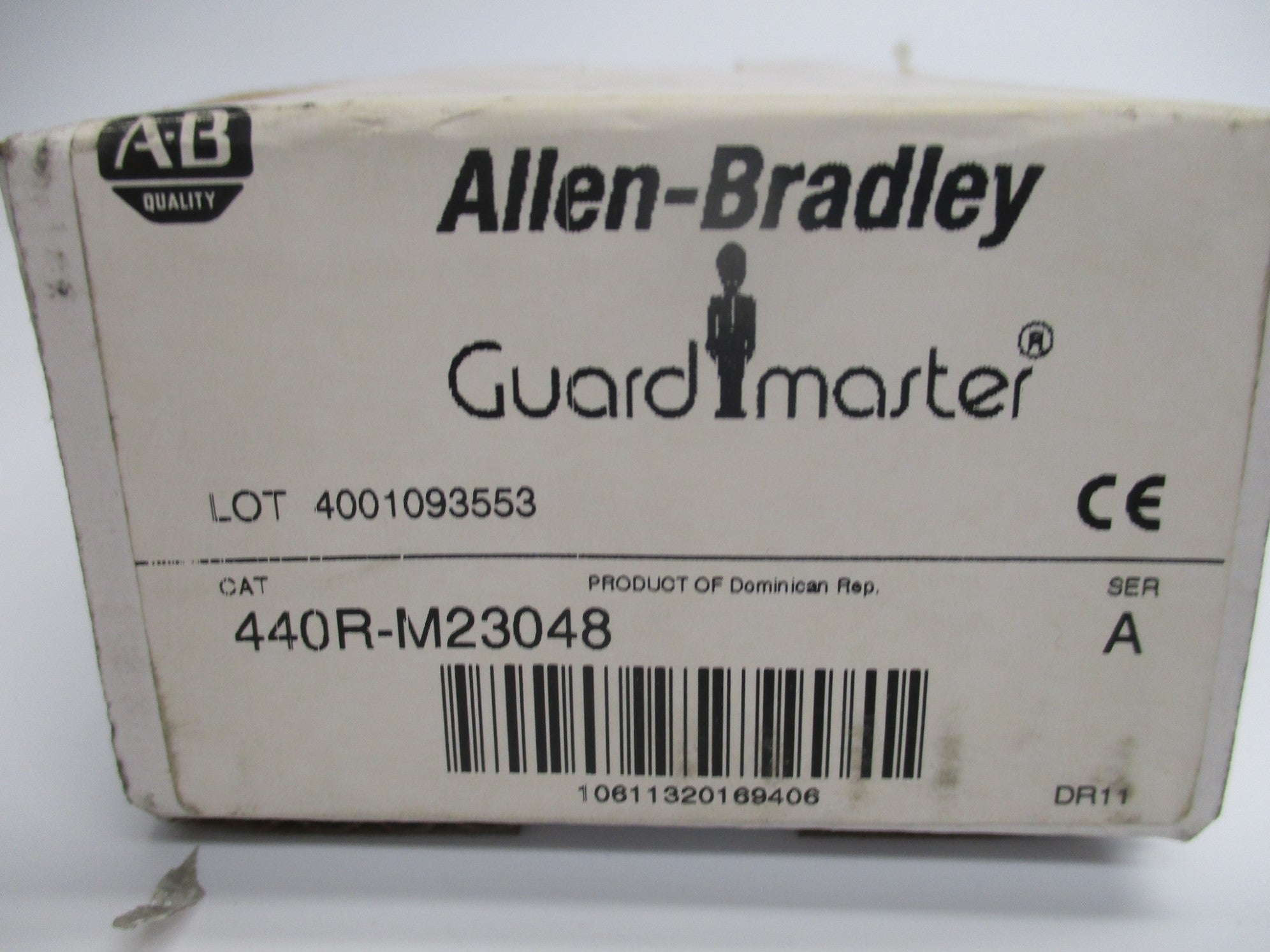 ALLEN BRADLEY 440R-M23048 SER. A 24VAC/DC (WH) NSMP
