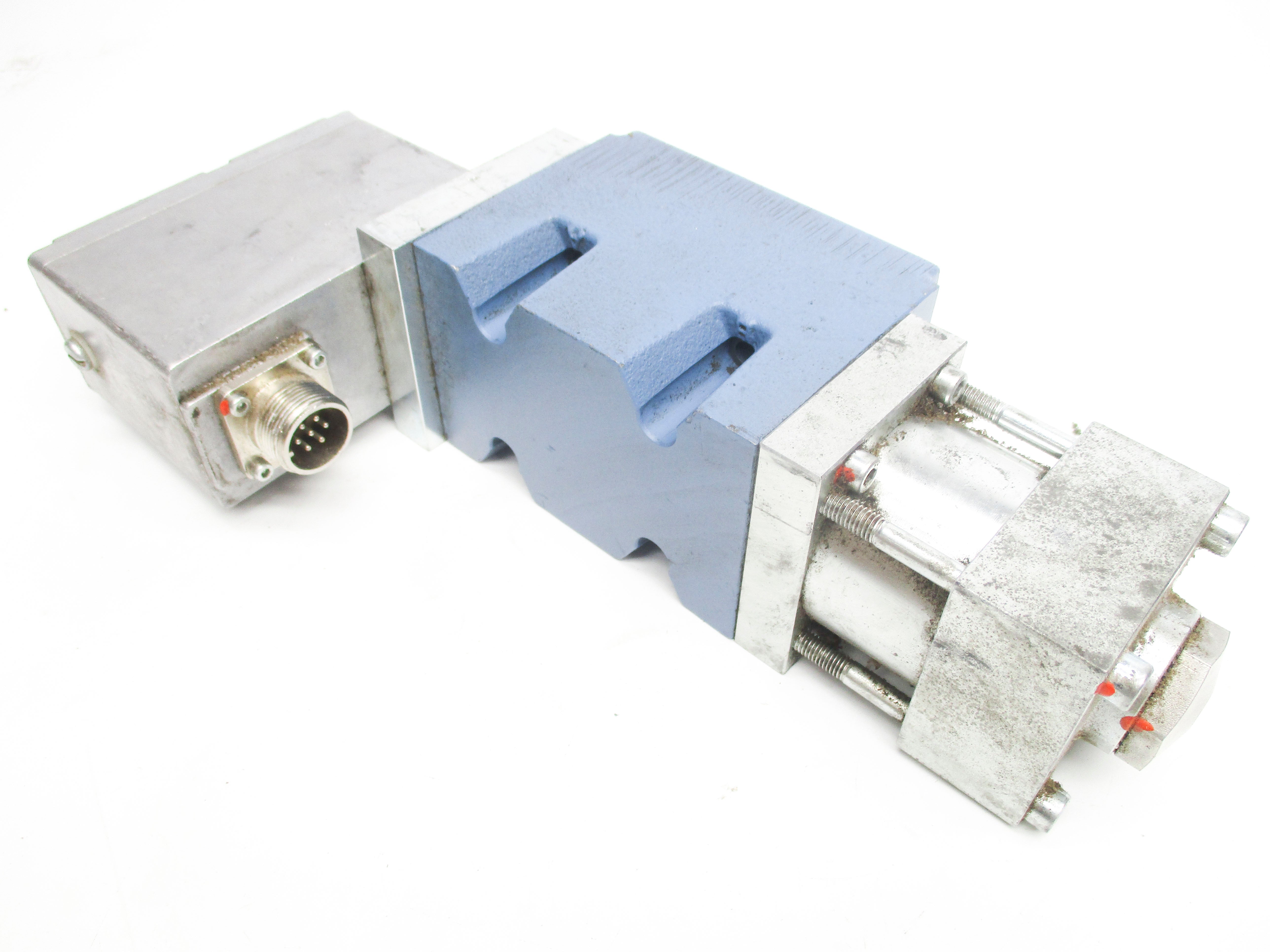 MOOG D634Z549A 350BAR 24V UNMP