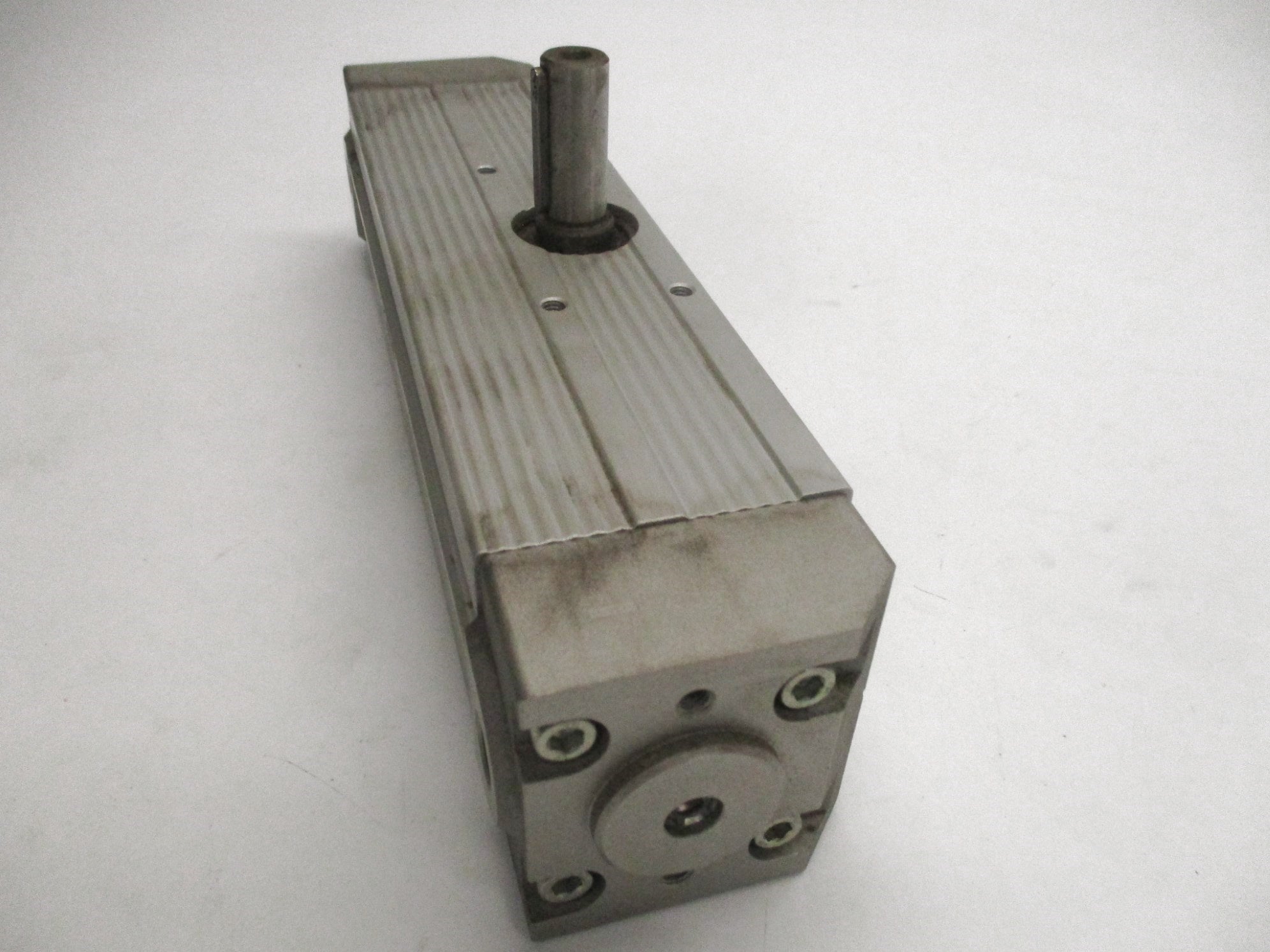 FESTO DRQ-40-180-PPV-A NSMP