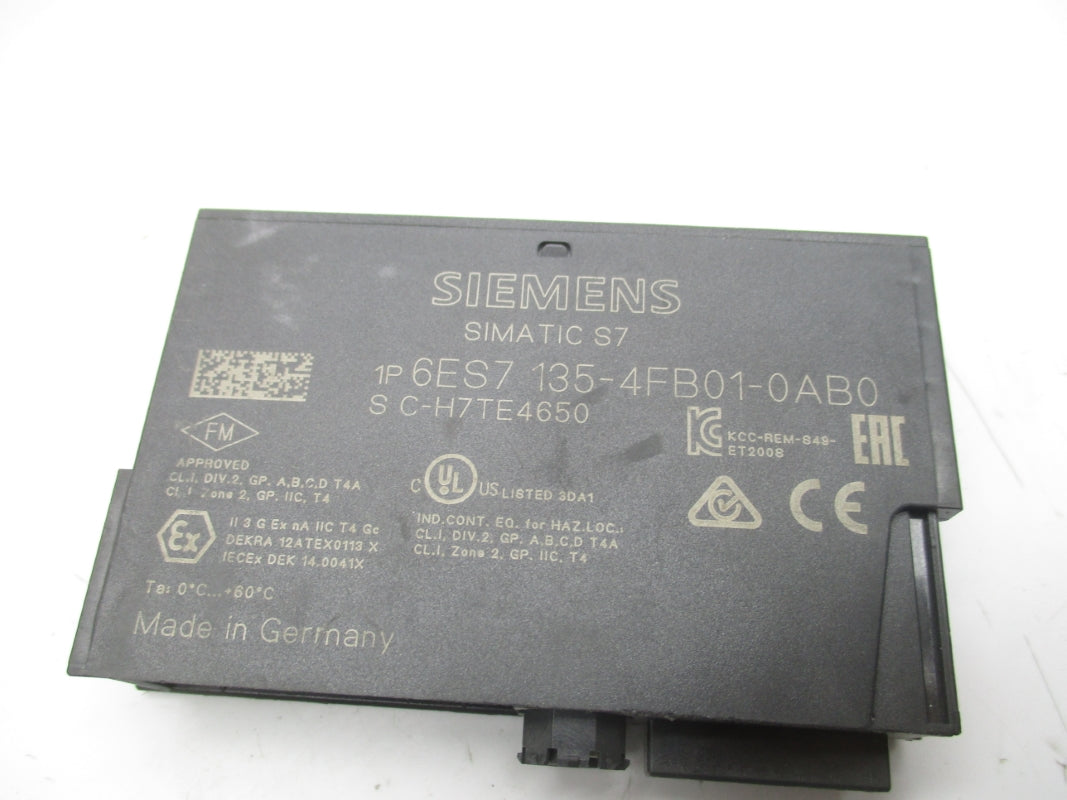 SIEMENS 6ES7135-4FB01-0AB0 UNMP