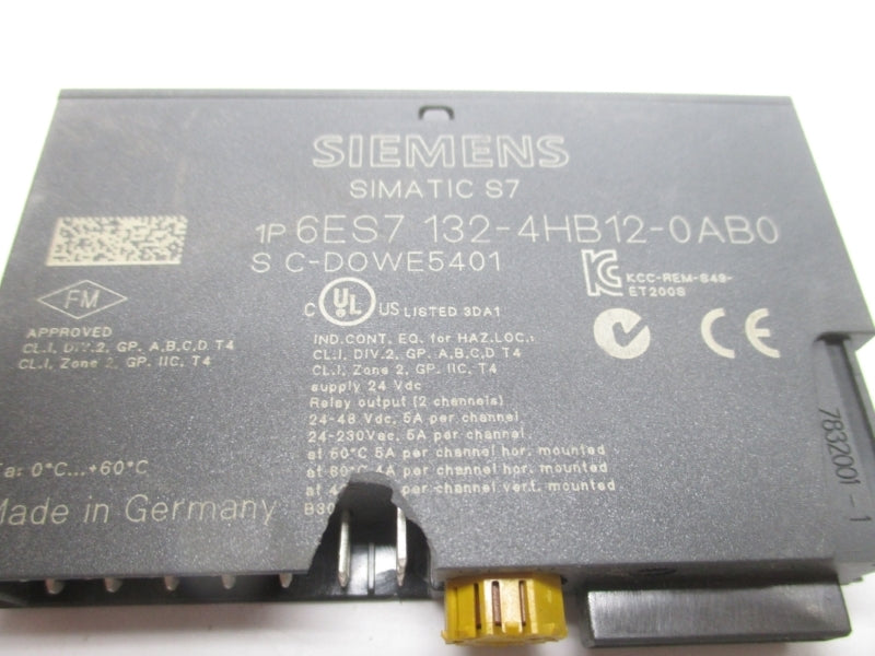 SIEMENS 6ES7132-4HB12-0AB0 UNMP