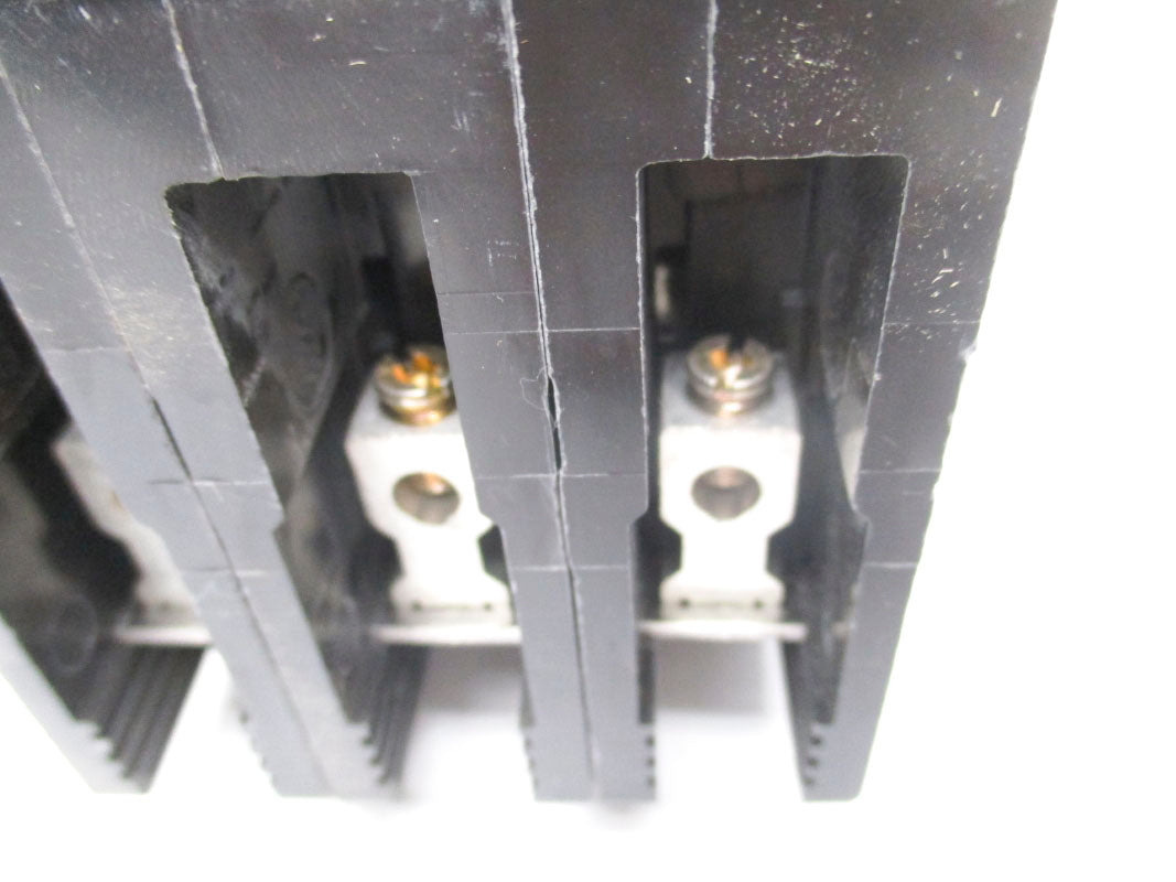 SQUARE D EDB34015 277V 15A UNMP