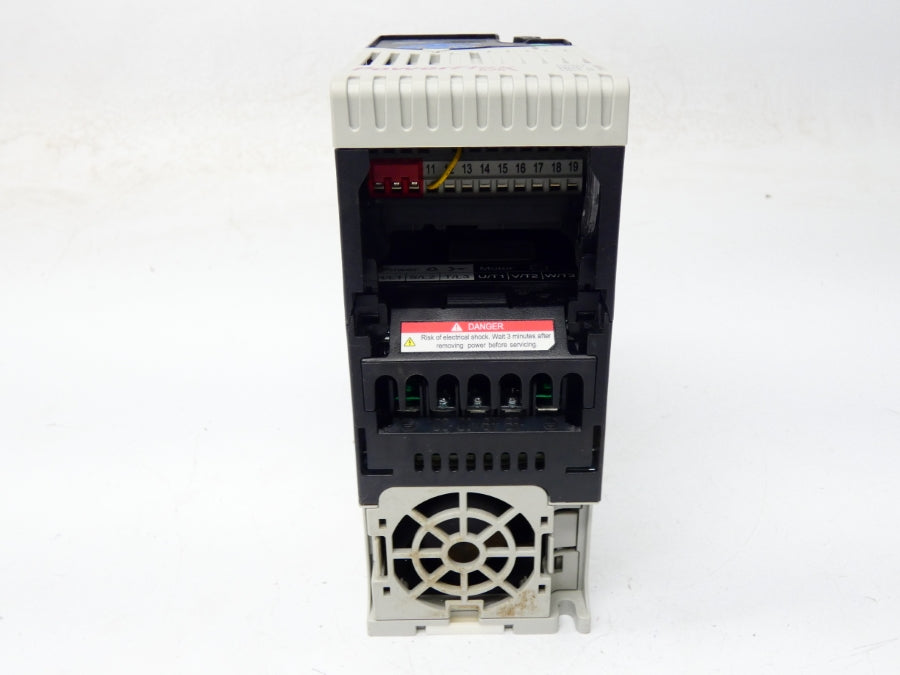 ALLEN BRADLEY 25B-D2P3N104 SER. A F/W 6.001 323-528V 2.3A UNMP