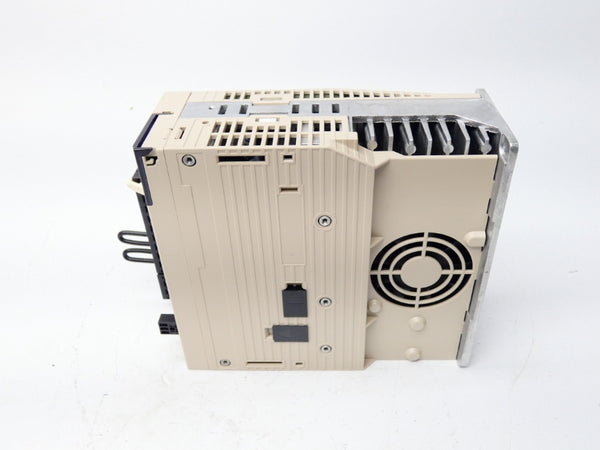YASKAWA SGDV-5R5A05A 200-230V 3.7A NSMP