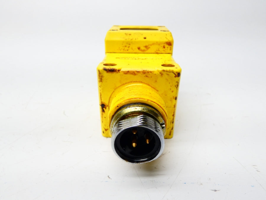 BANNER ENGINEERING Q45BW22LPQ 90-250VAC UNMP