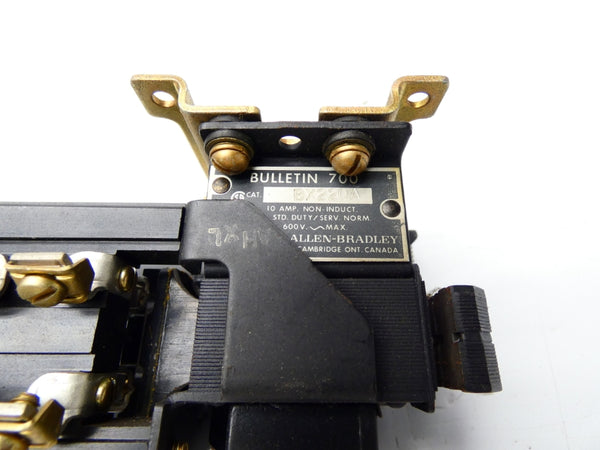 ALLEN BRADLEY 700-BX220A 110/120V NSNP