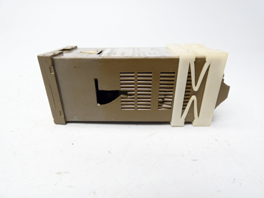 DATA LOGIC QS-00 12-24VDC 0.3-0.15 (AS PICTURED) UNMP