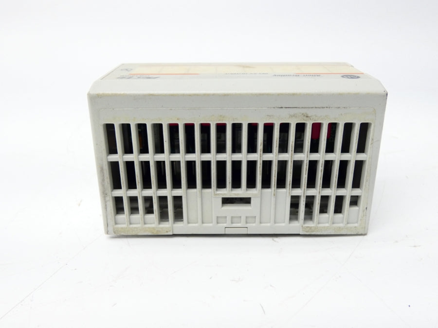 ALLEN BRADLEY 1794-OW8 SER. A REV. B01 24VDC UNMP