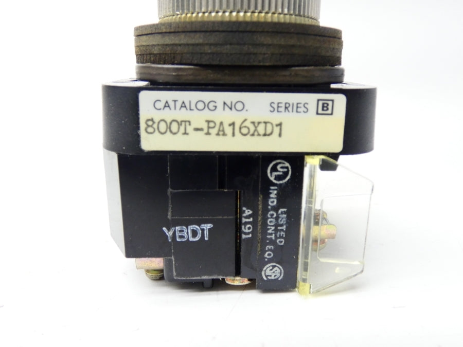ALLEN BRADLEY 800T-PA16XD1 SER. B (AS PICTURED) NSNP