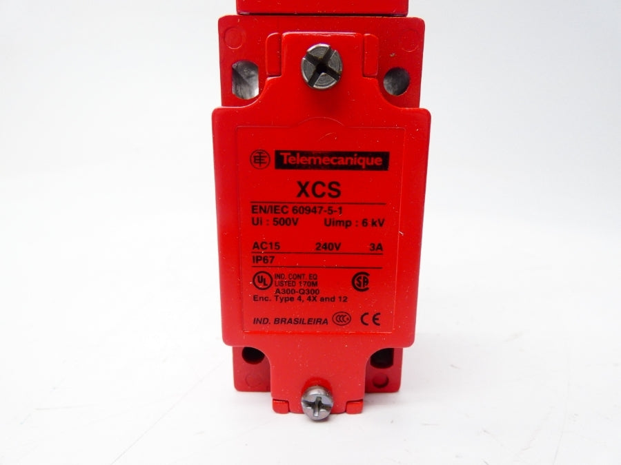 TELEMECANIQUE XCSA703 240V 3A NSMP