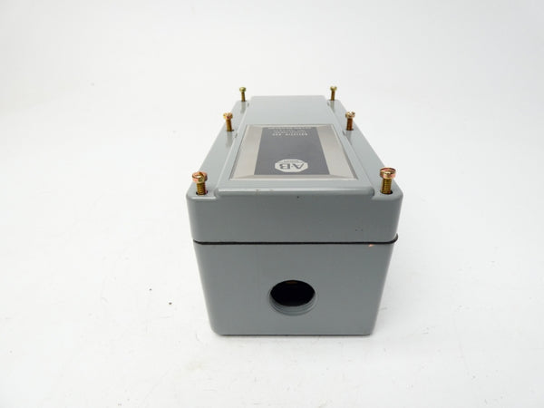 INDUSTRIAL SPARE PART 836-C6J SER. B 30VAC 100PSI NSNP