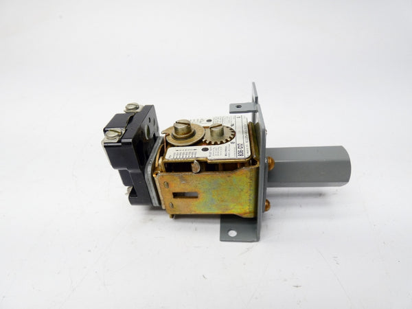 INDUSTRIAL SPARE PART 836-C12 SER. A 200-900PSI (BR/YL) NSMP