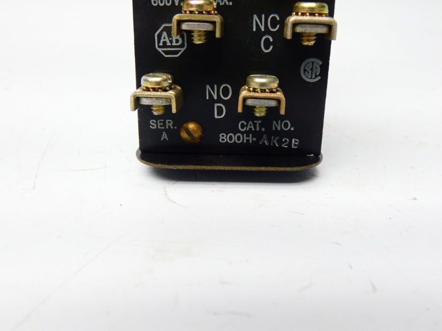ALLEN BRADLEY 800H-AK2B SER. A (WH/BL) NSMP